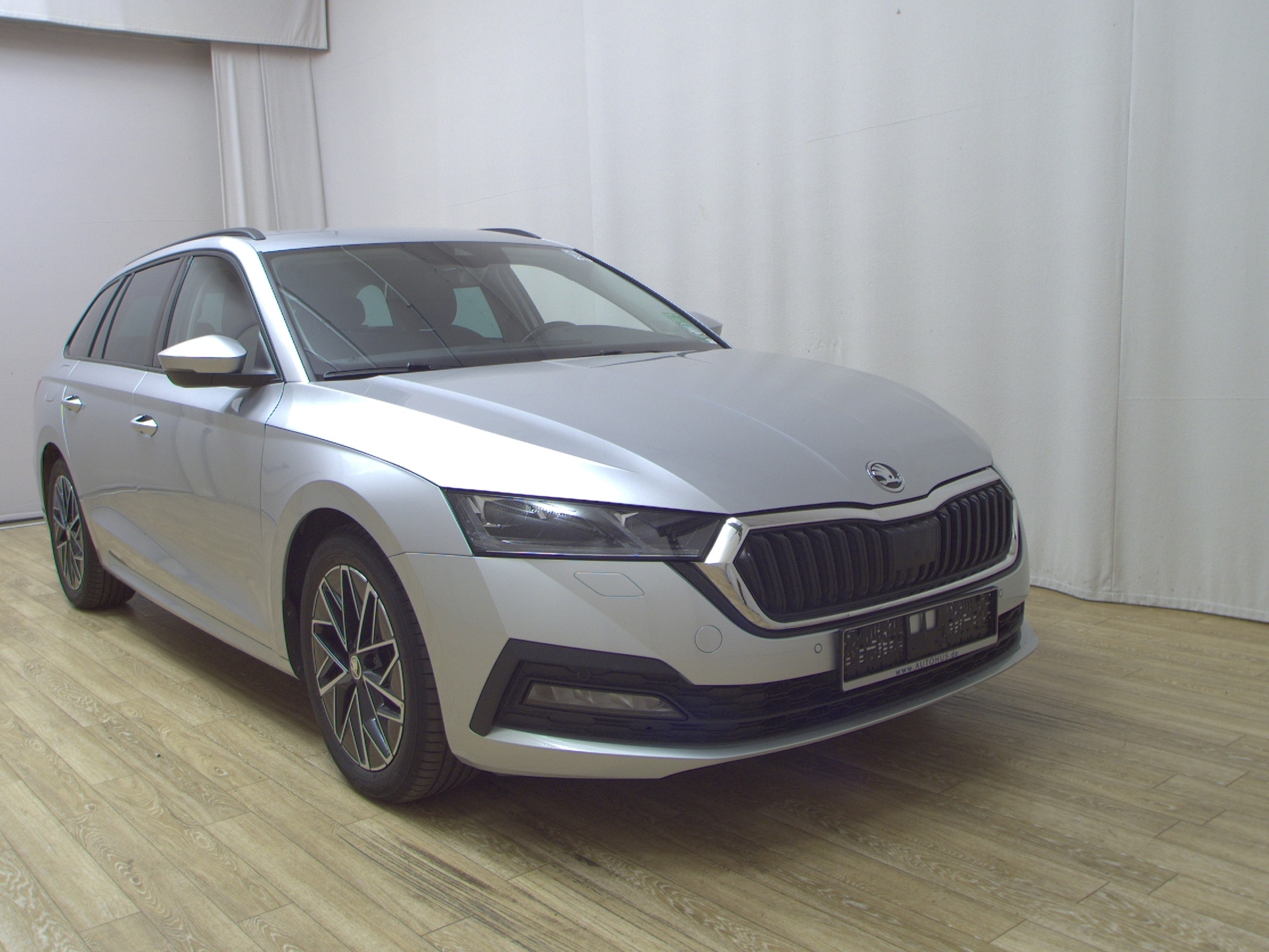 Skoda Octavia Kombi 2.0 TDI Ambition Navi LED Shz RFK 3