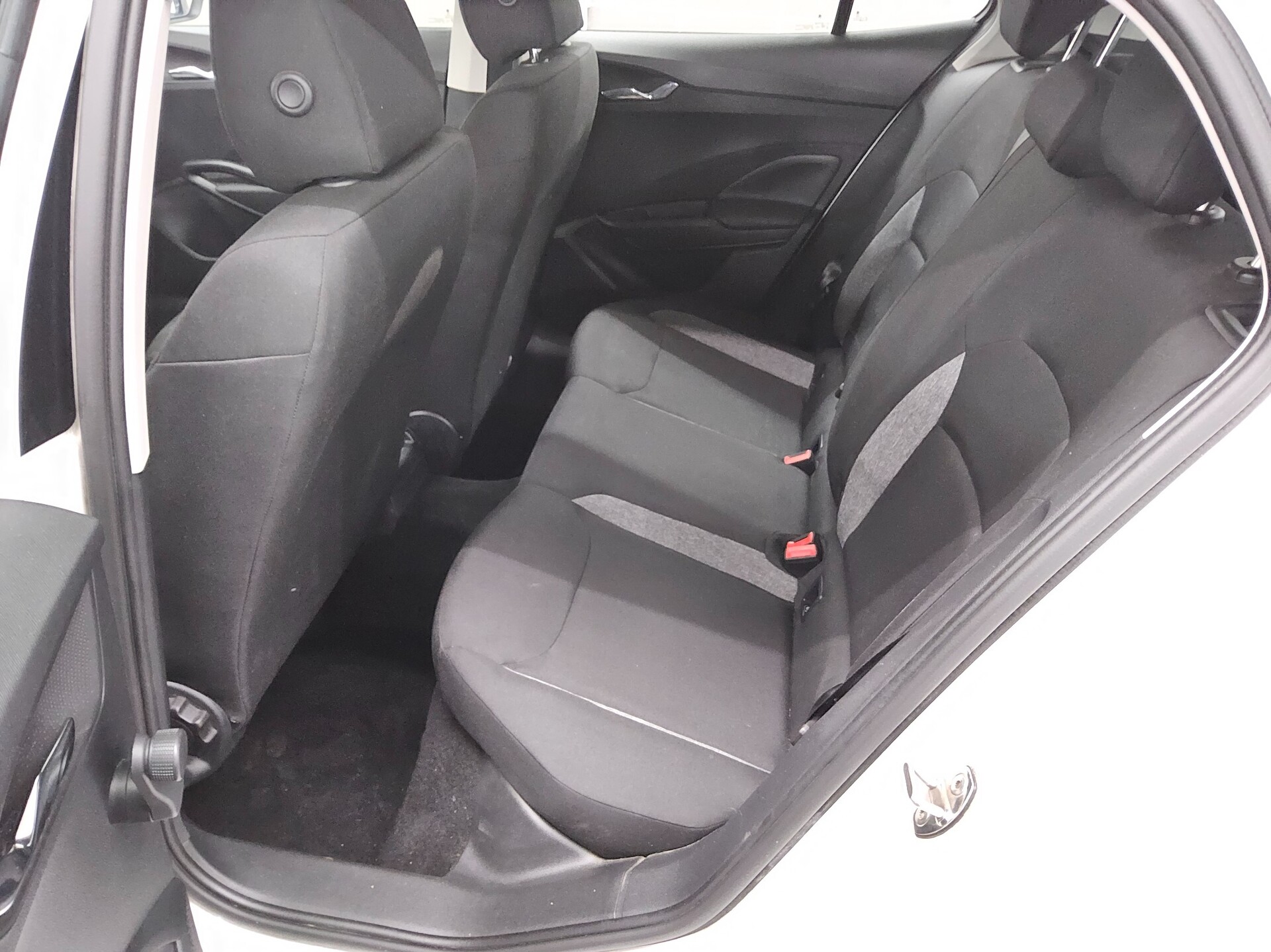 Skoda Fabia 1.0 Active LED PDC Klima Bluetooth 13