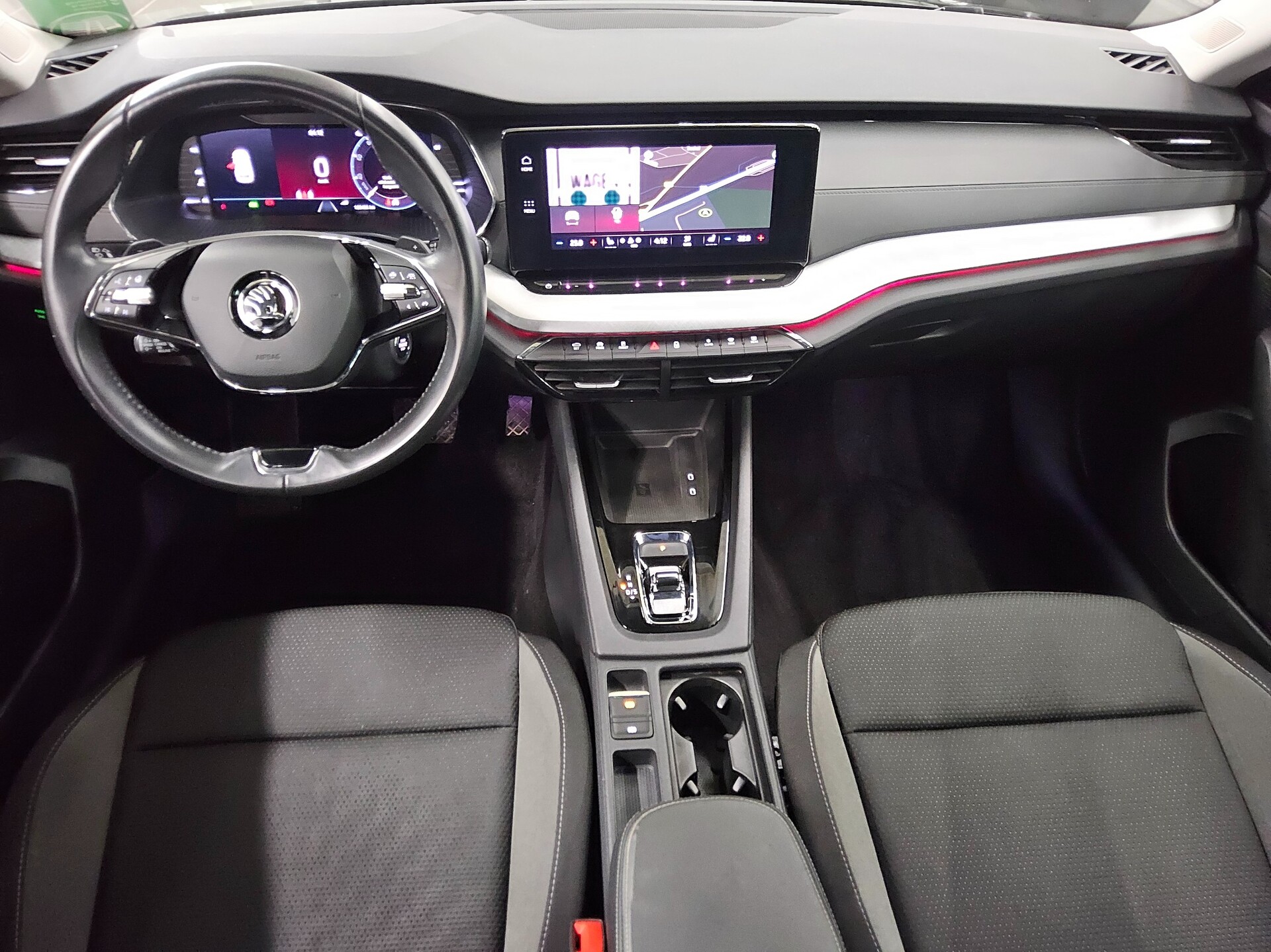 Skoda Octavia Kombi 2.0 TDI Ambition Navi LED+ vc AHK 5