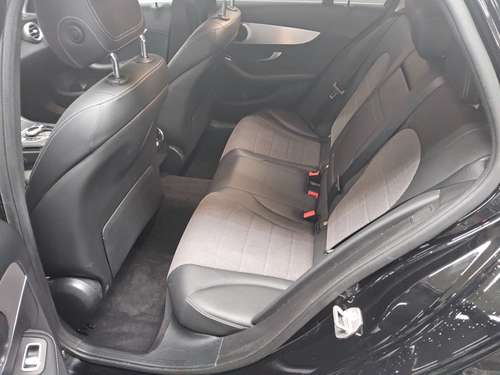 Mercedes-Benz C 220 T d Avantgarde T-Leder Navi LED AHK 13