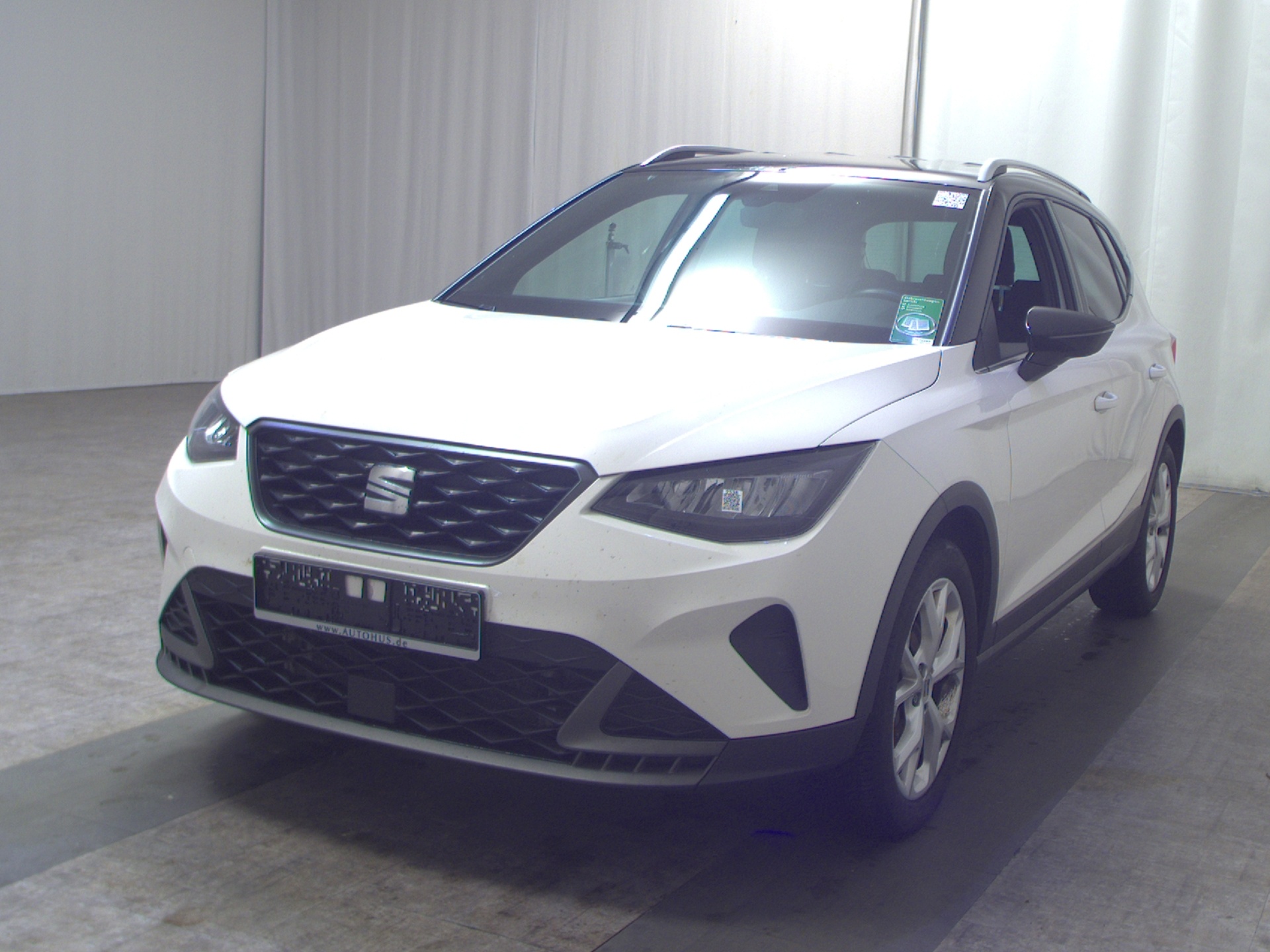 Seat Arona 1.0 TSI FR-Line Navi LED PDC SHZ 2