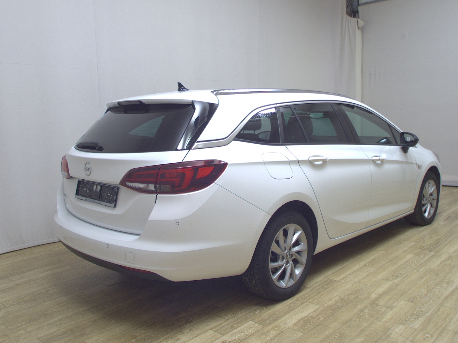 Opel Astra ST 1.5 D Business Elegance Navi LED AHK 4