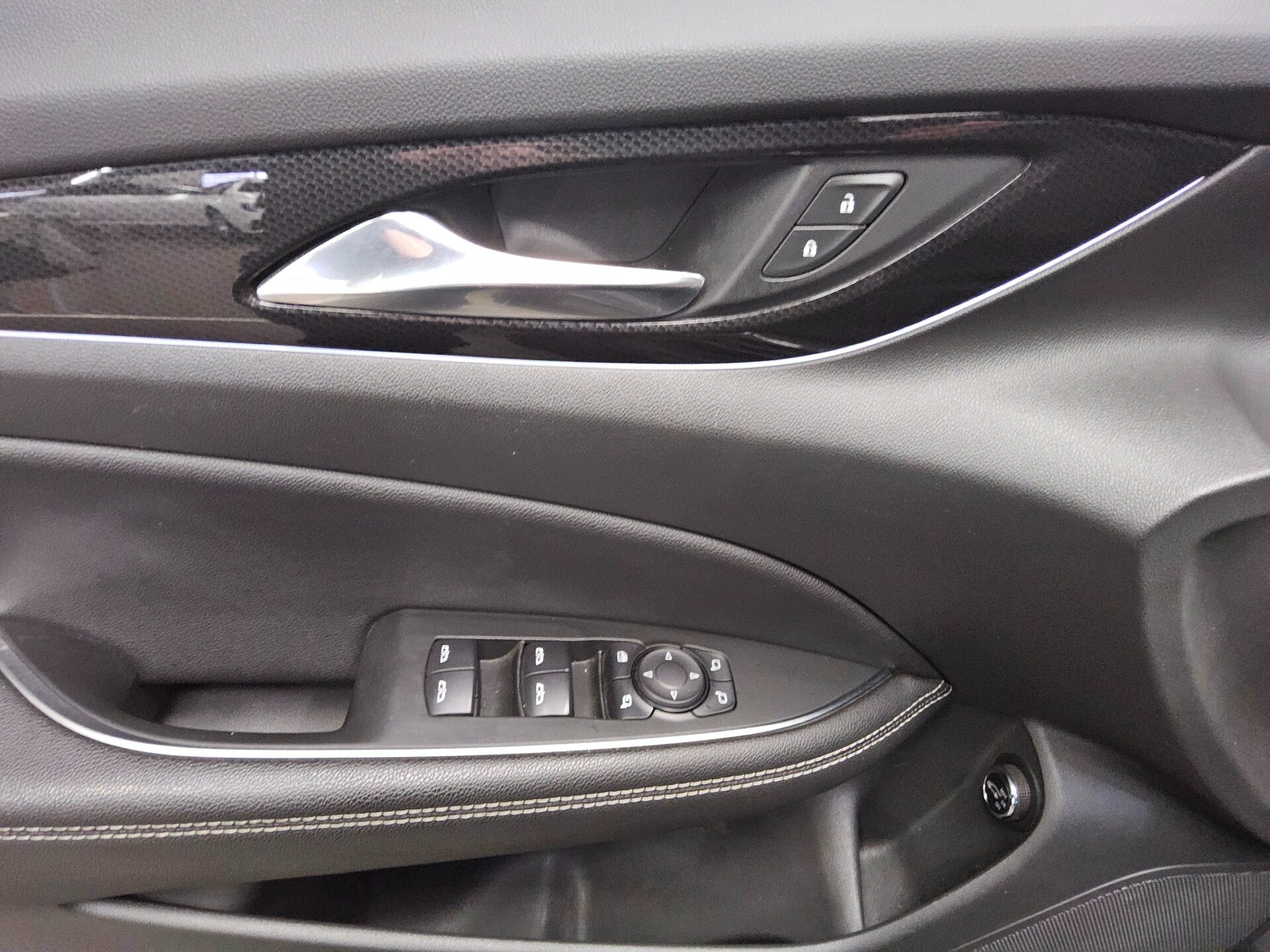 Opel Insignia ST 2.0 D Business Ed. Navi LED HuD AHK 9