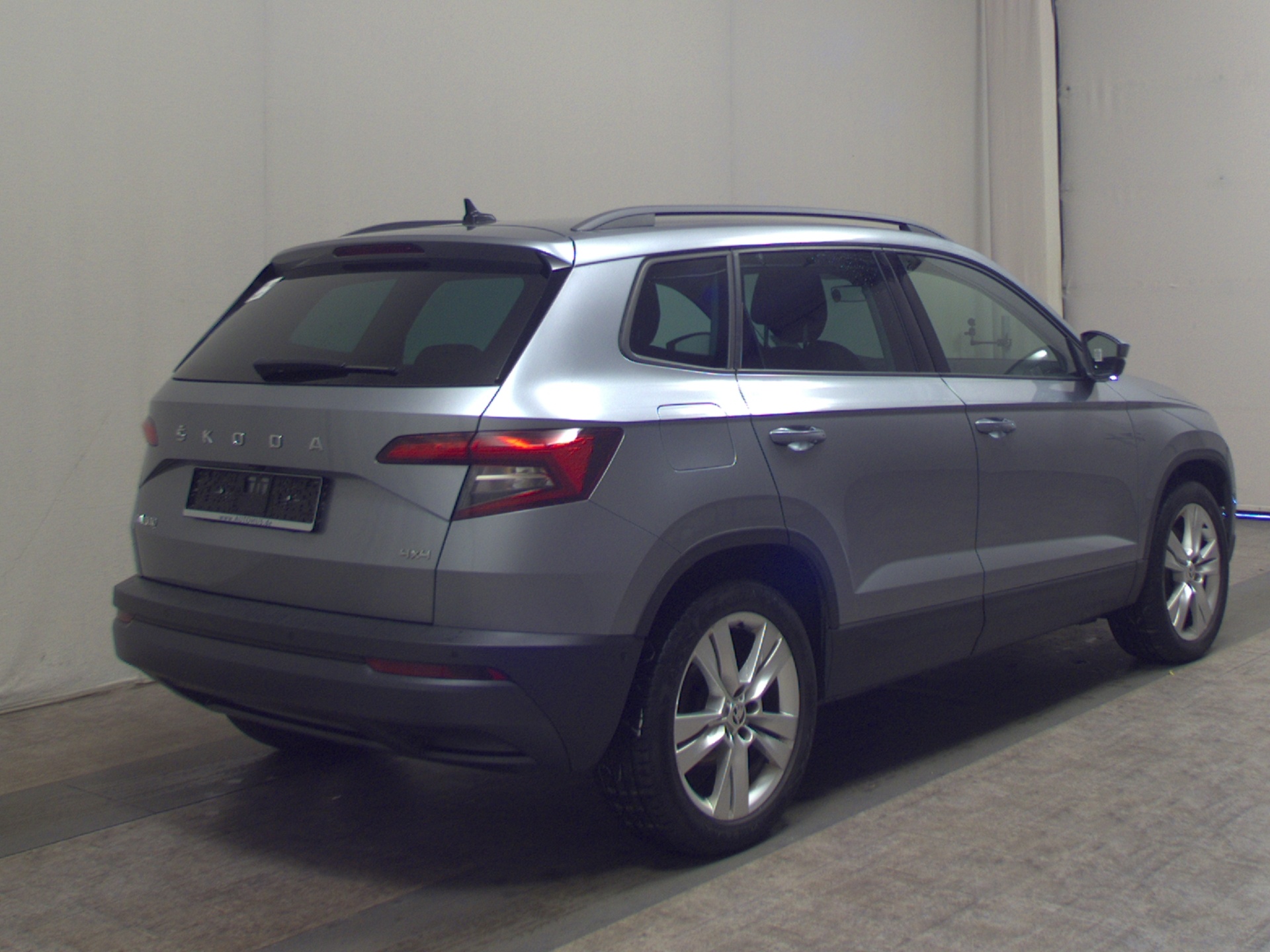 Skoda Karoq 2.0 TDI 4x4 Style Leder Navi LED vc RfK 4