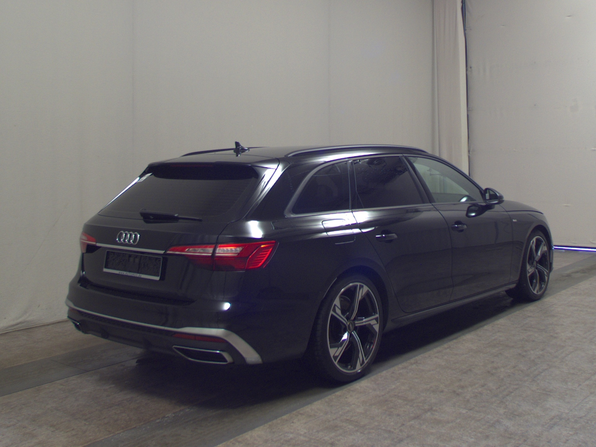 Audi A4 Avant 35 TDI S-Line Navi LED vc RfK ACC PDC 4