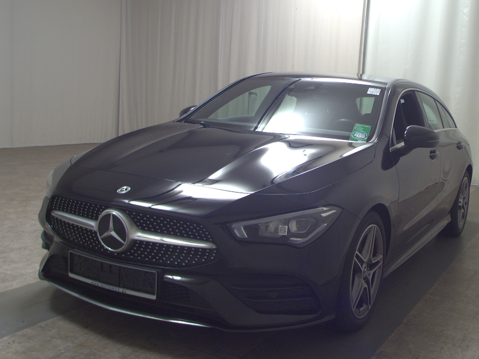 Mercedes-Benz CLA 200 SB d AMG-Line Navi LED PDC Shz Tempomat 2
