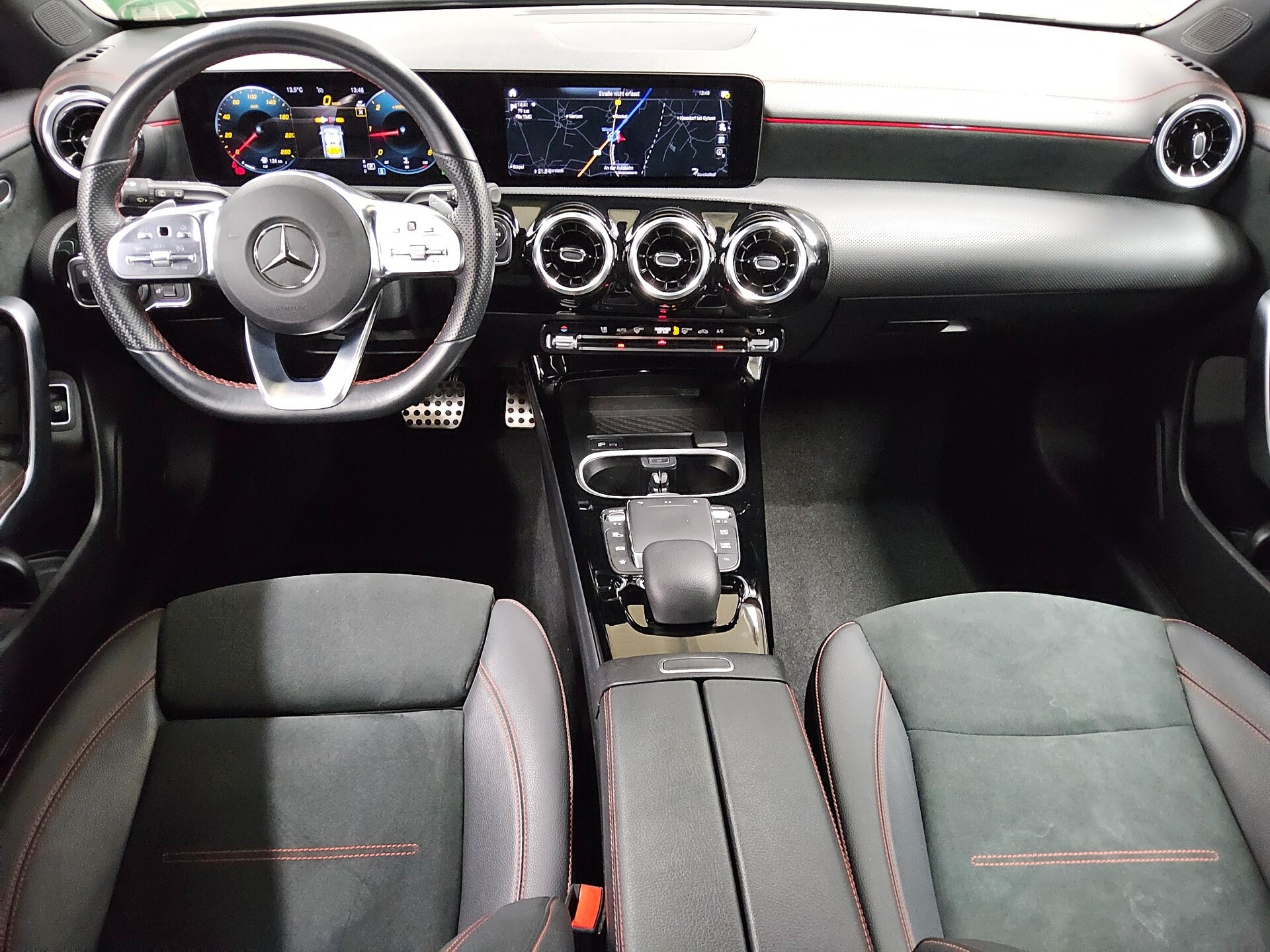 Mercedes-Benz CLA 200 SB d AMG-Line Navi LED PDC Shz Tempomat 5