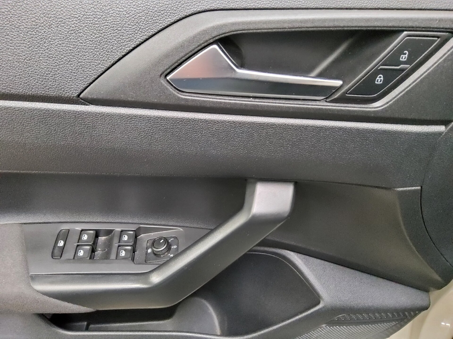 Volkswagen Polo 1.0 LED DC DAB Klima 10