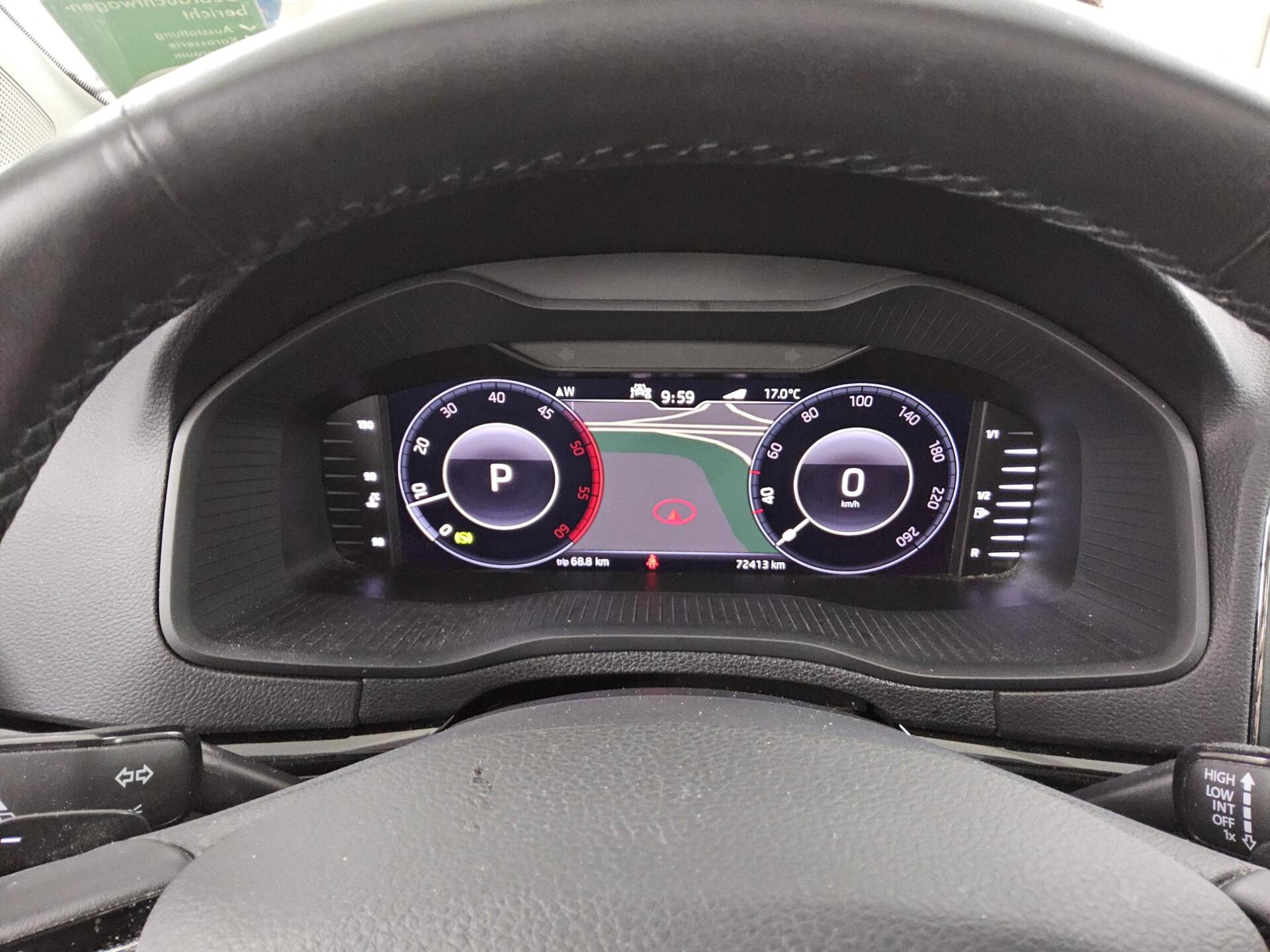 Skoda Karoq 2.0 TDI 4x4 Scout Navi LED vc Pano 8