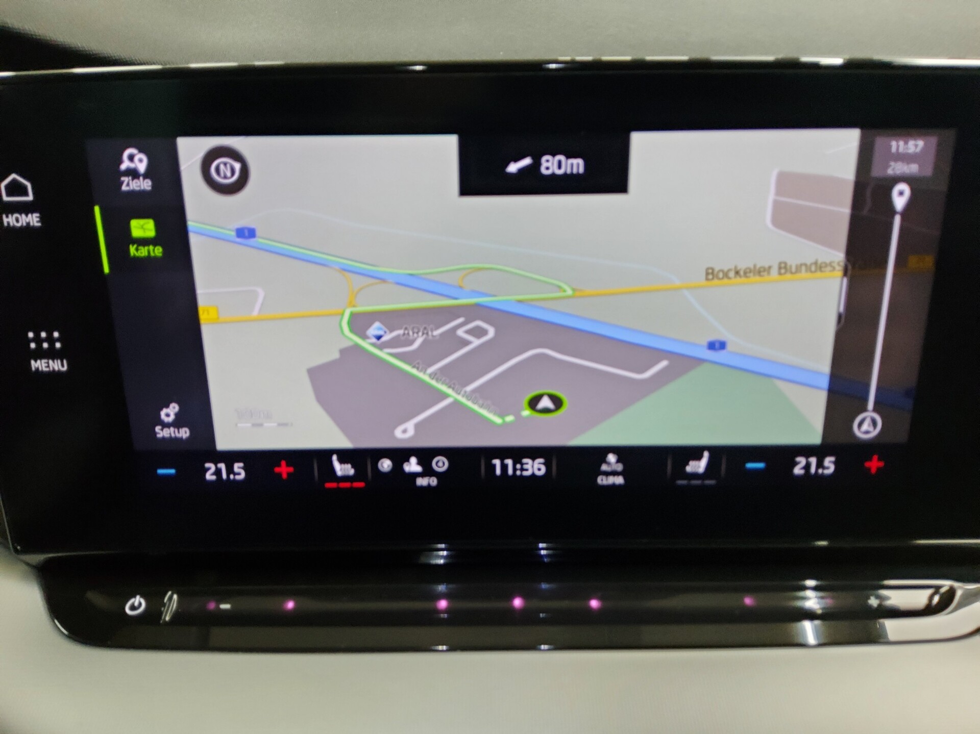 Skoda Octavia Kombi 2.0 TDI Clever Navi LED vc RfK PDC 7