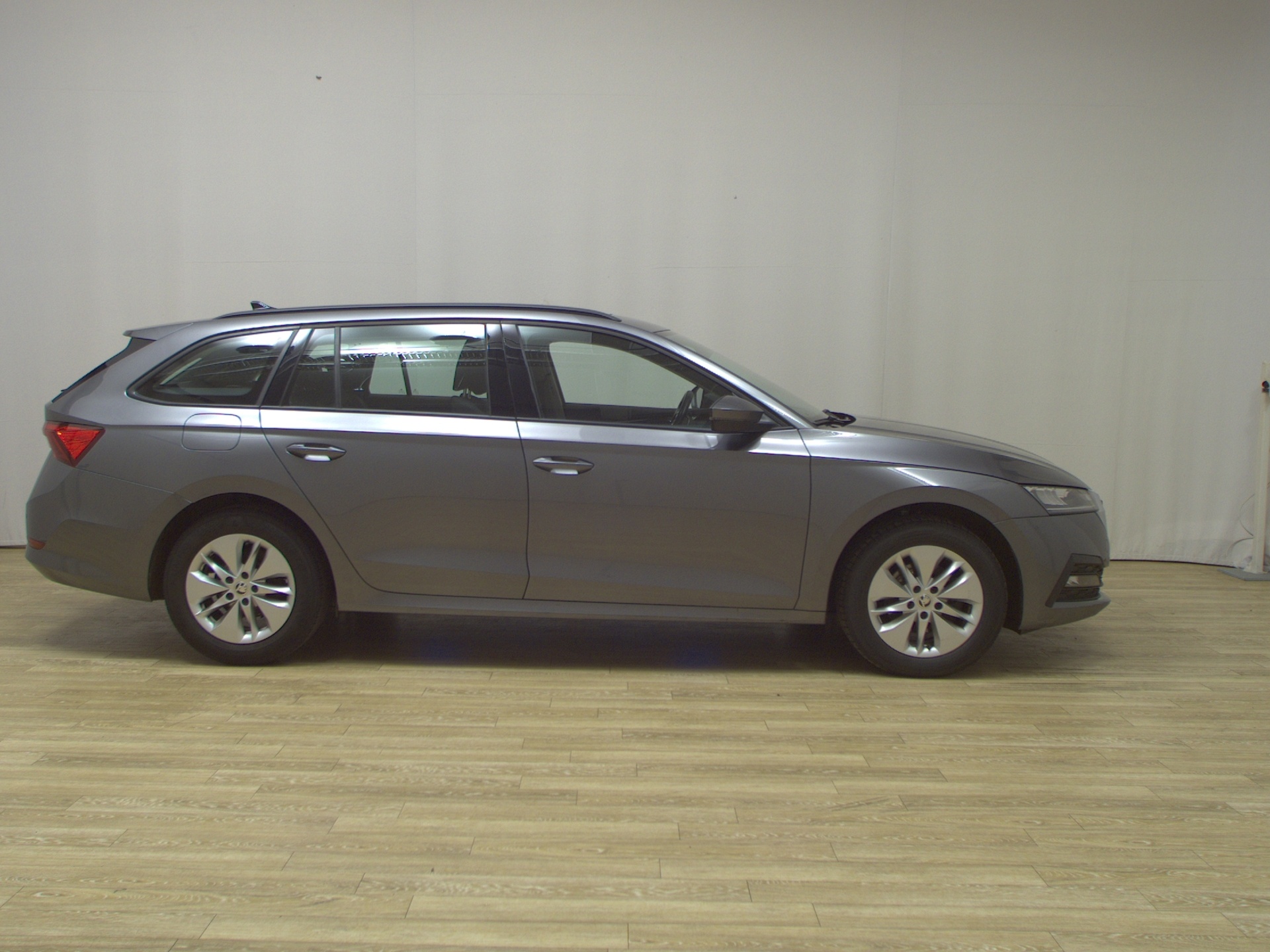 Skoda Octavia Kombi 2.0 TDI Ambition Navi LED vc Pano
