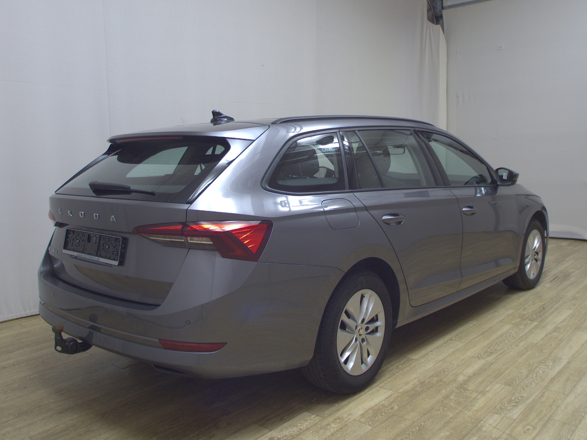 Skoda Octavia Kombi 2.0 TDI Ambition Navi LED vc Pano 4