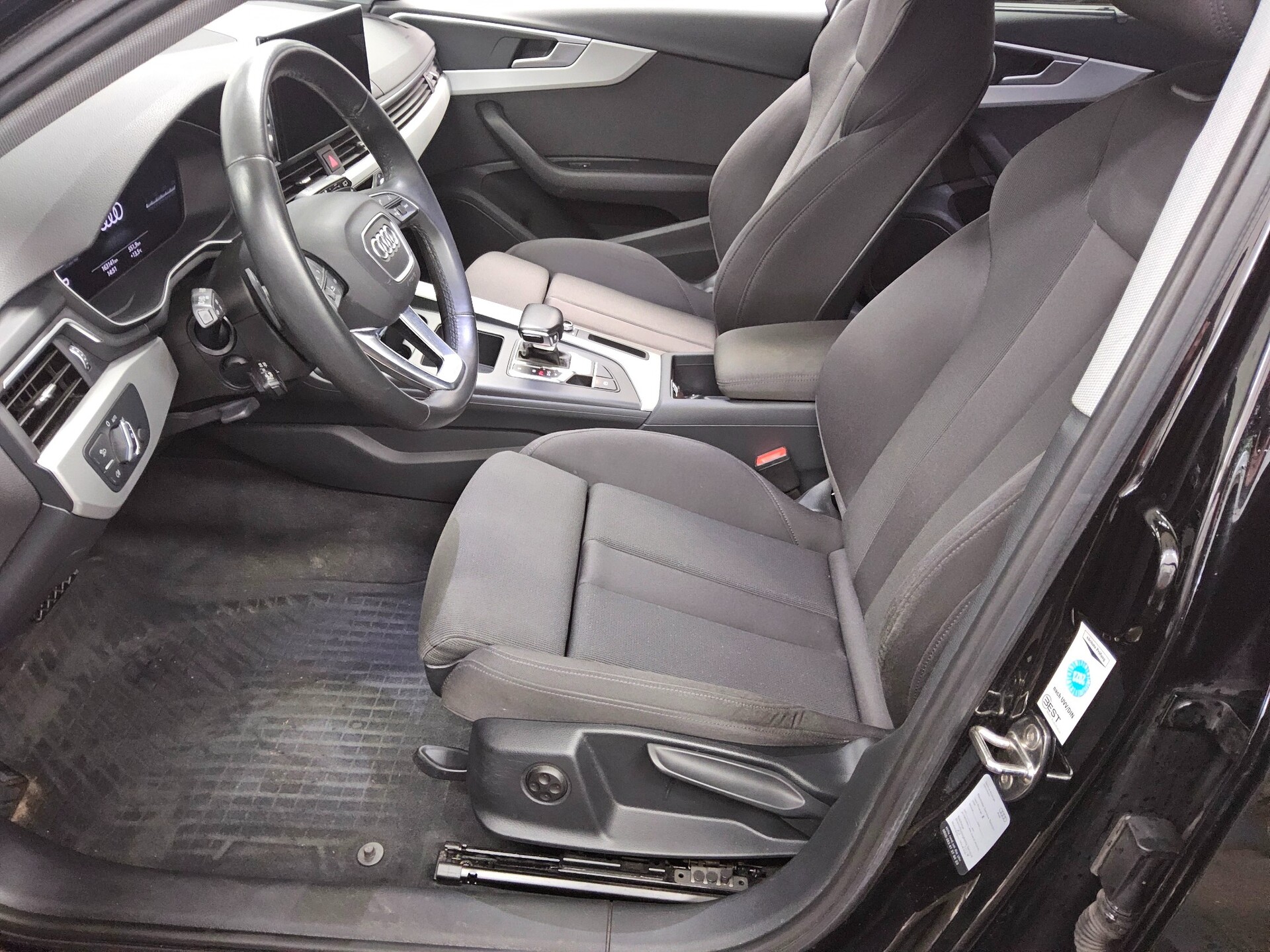 Audi A4 Avant 35 TDI advanced Navi LED vc StandHzg 9