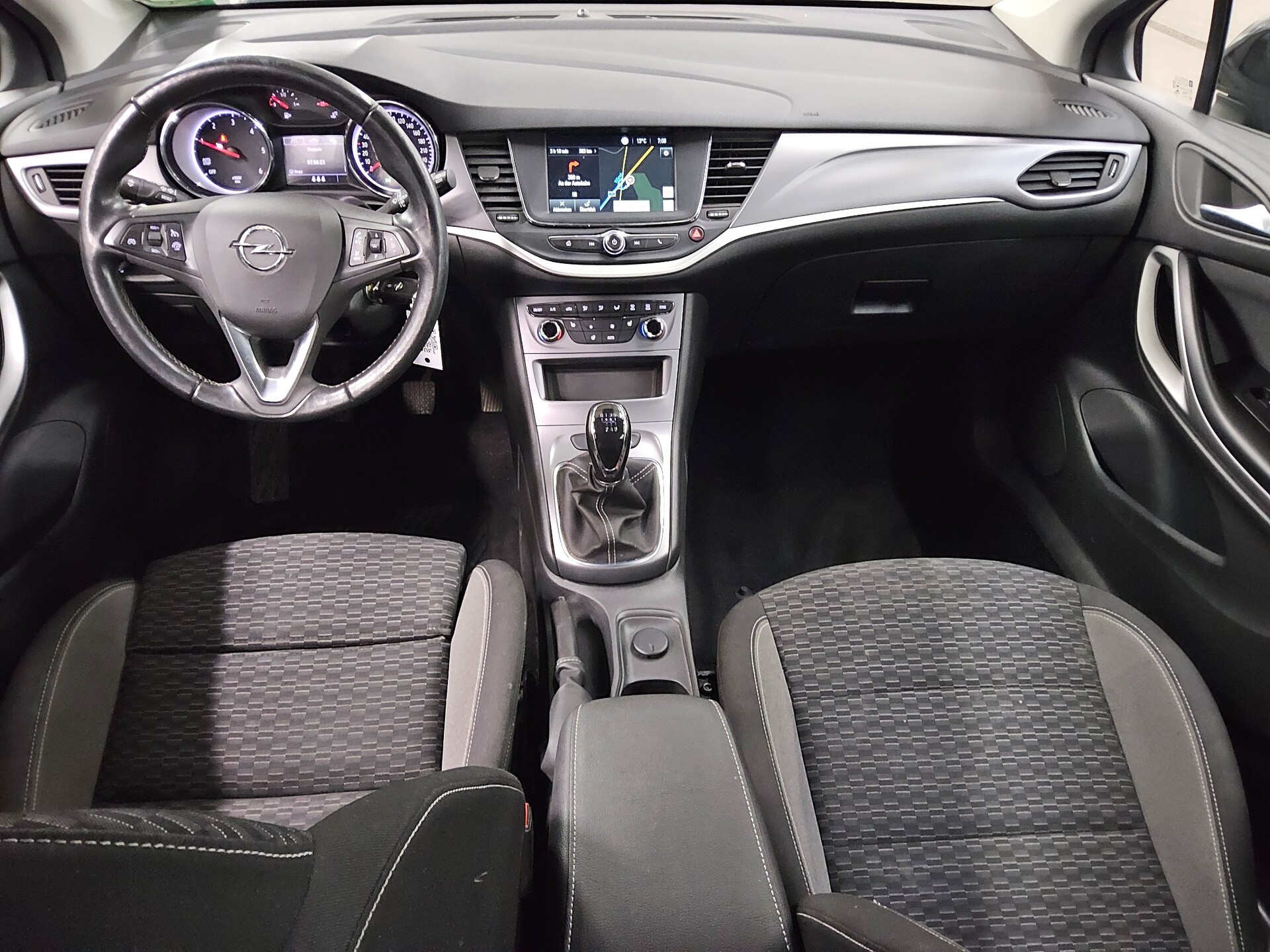 Opel Astra ST 1.5 D Business Ed. Navi LED RFK SHZ 5