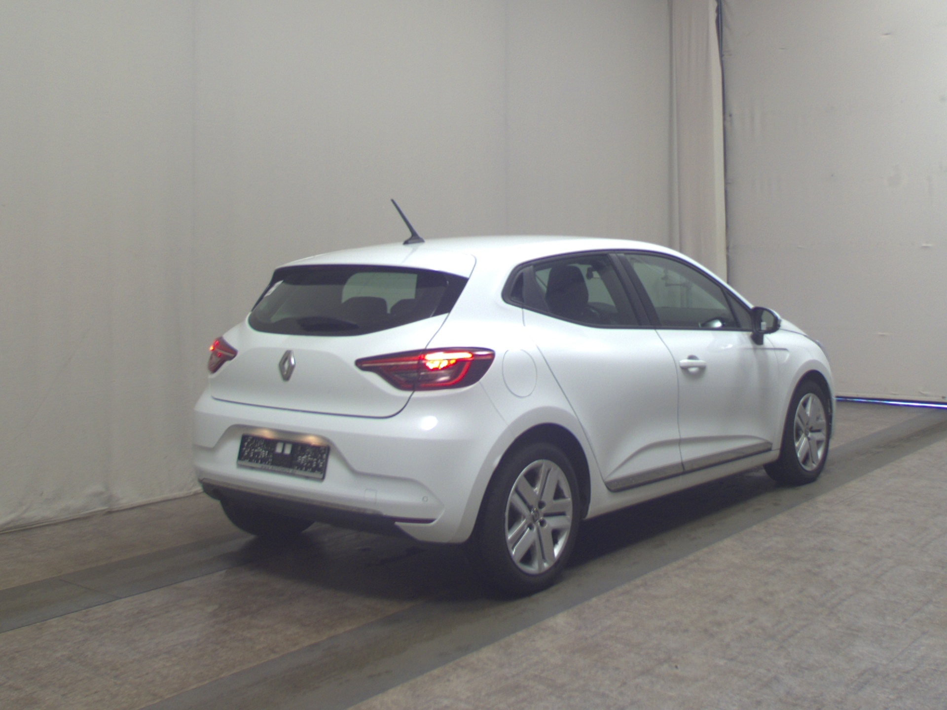 Renault Clio 1.5 BLUE dCi Business Ed. Navi LED Shz PDC 4