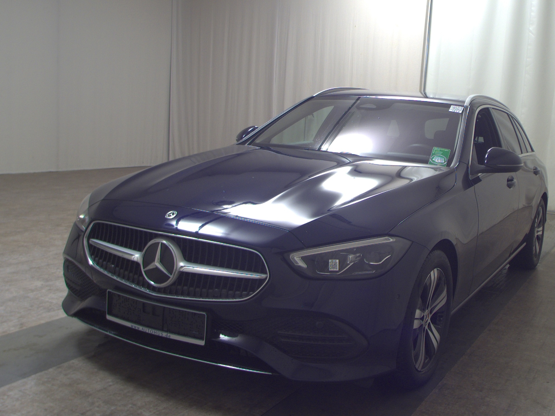 Mercedes-Benz C 220 T d Avantgarde Leder Navi LED RfK Distr+ 2