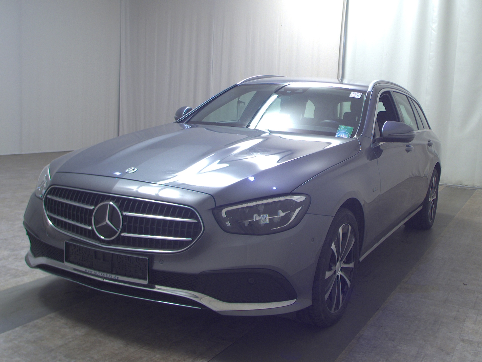 Mercedes-Benz E 300 T de Avantgarde Navi LED Widescr. RFK 2