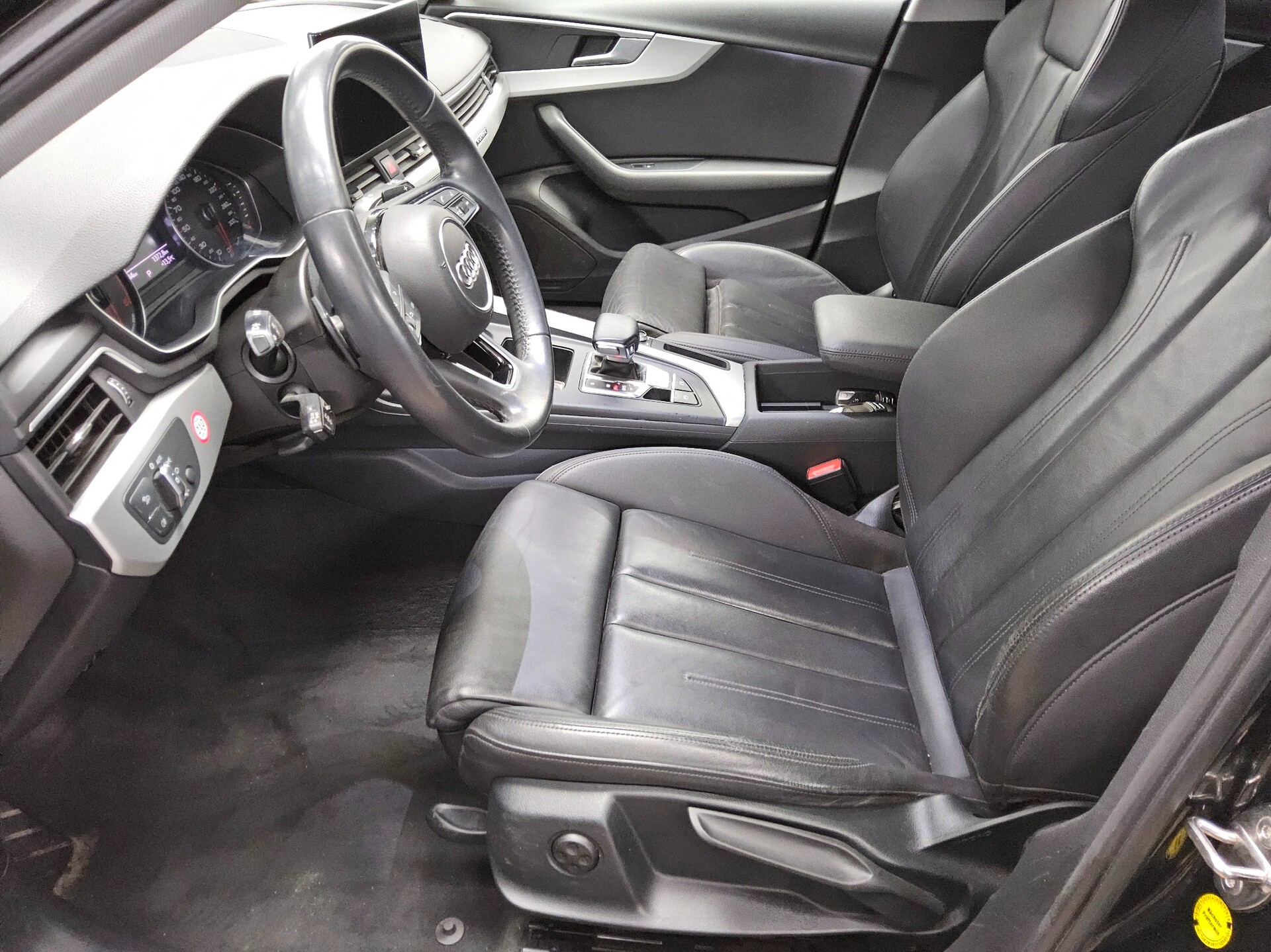 Audi A4 Avant 45 TDI Qu. Leder Sports. Navi LED ACC 8