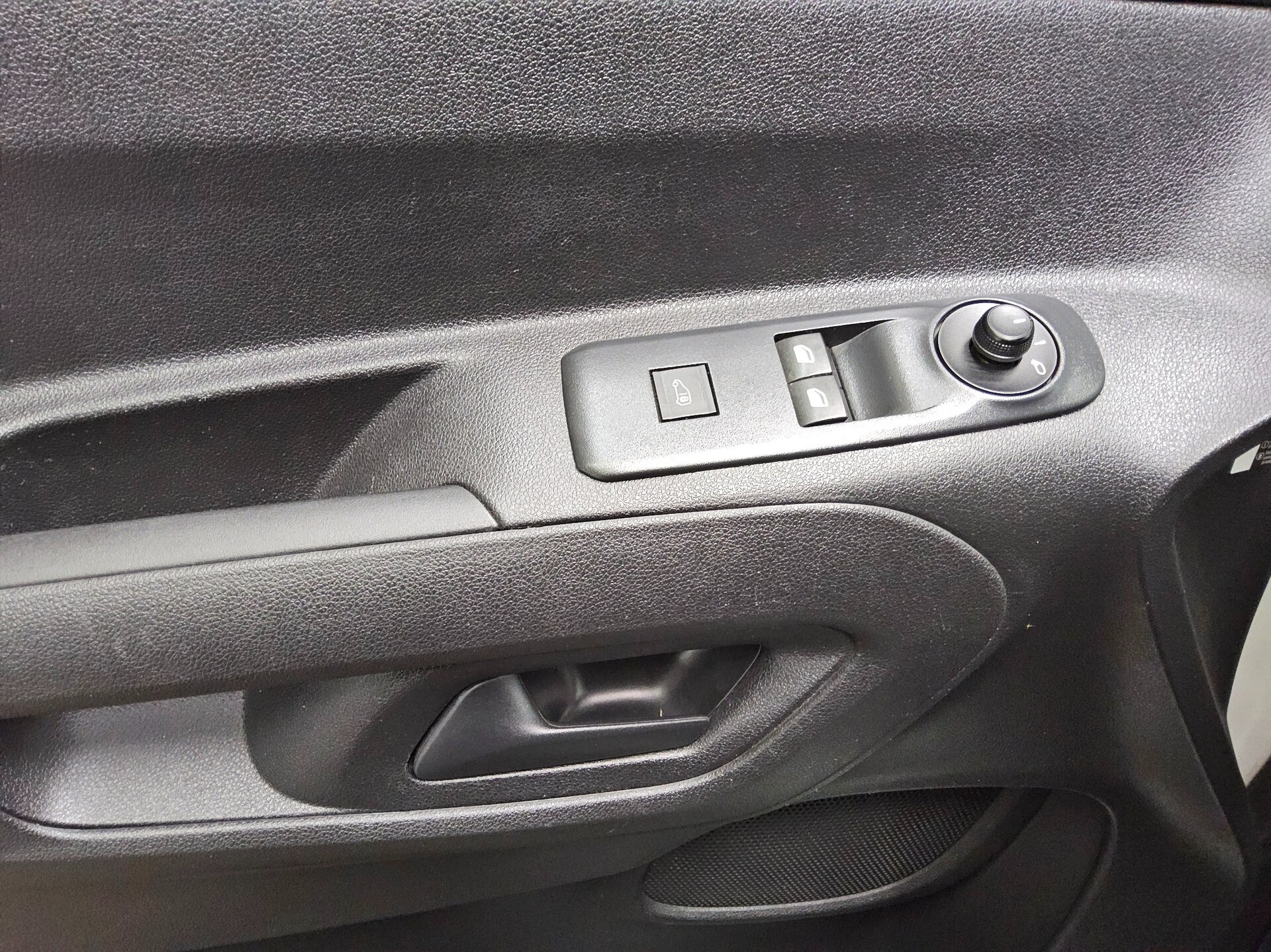 Citroën Berlingo 1.5 BlueHDI L1H1 3-Sitzer Navi Klima BT 9