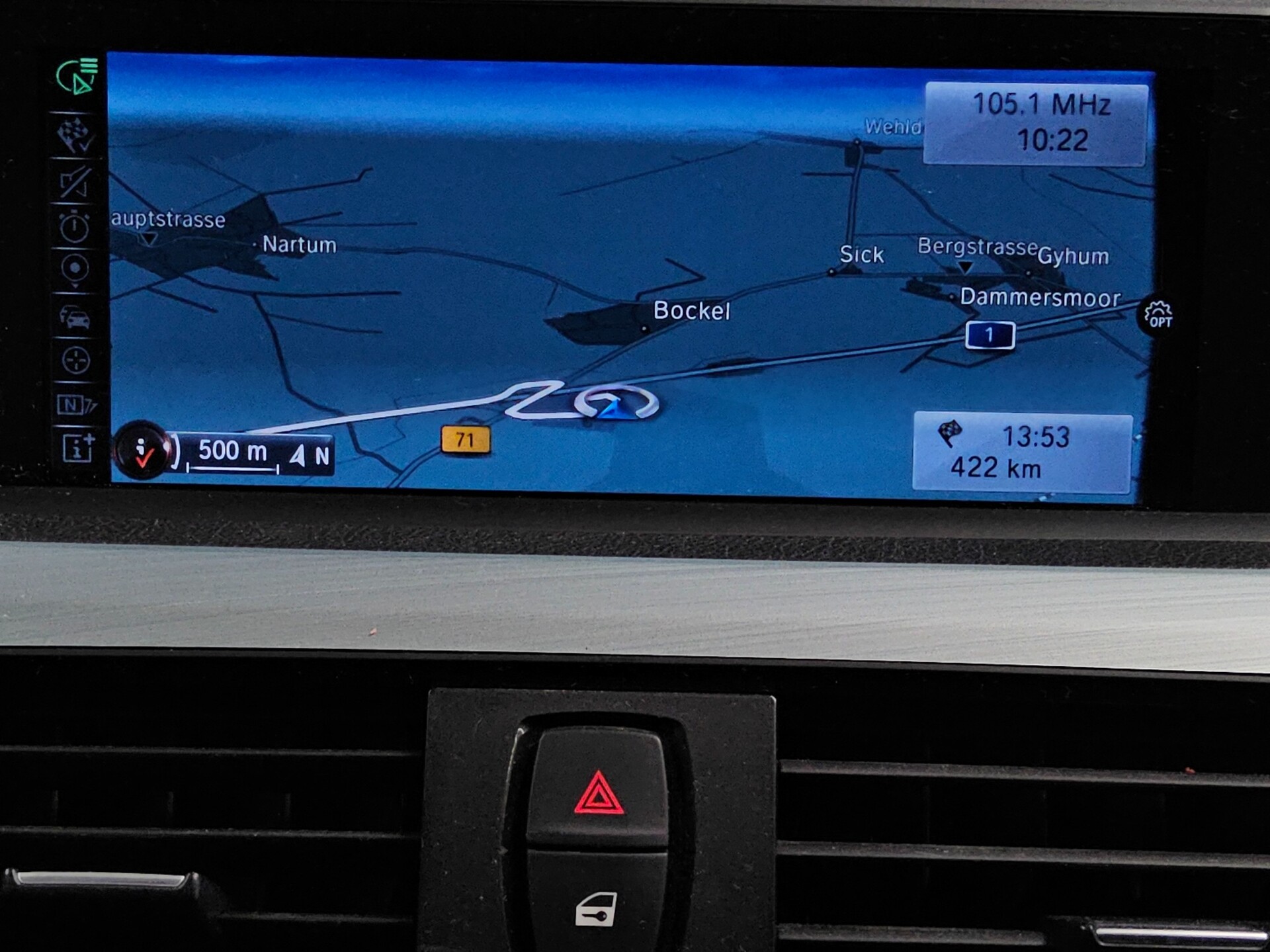 BMW 318dA Touring Navi Xenon HiFi SHZ 7