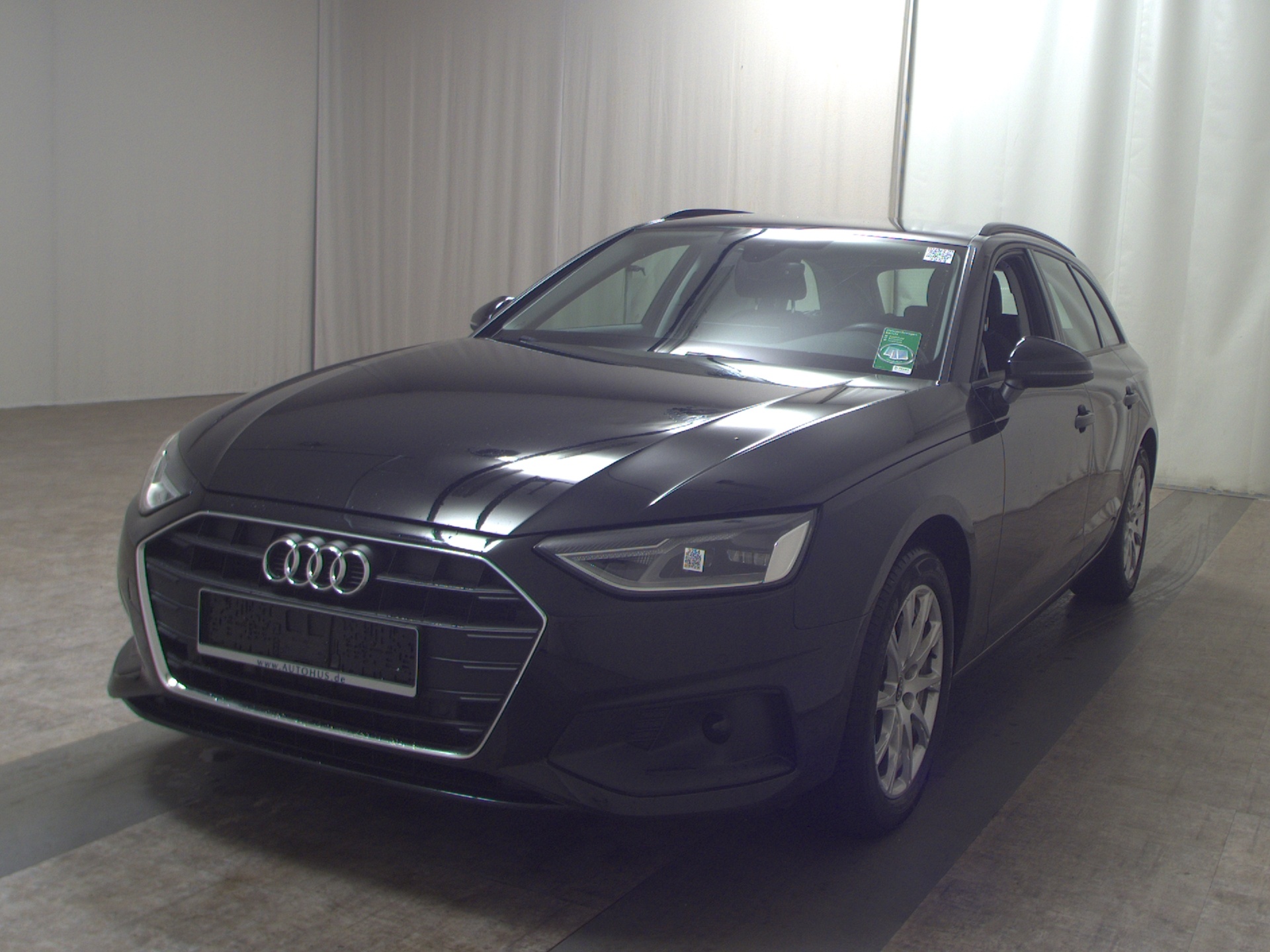 Audi A4 Avant 40 TDI Navi LED Sportsitze PDC 2