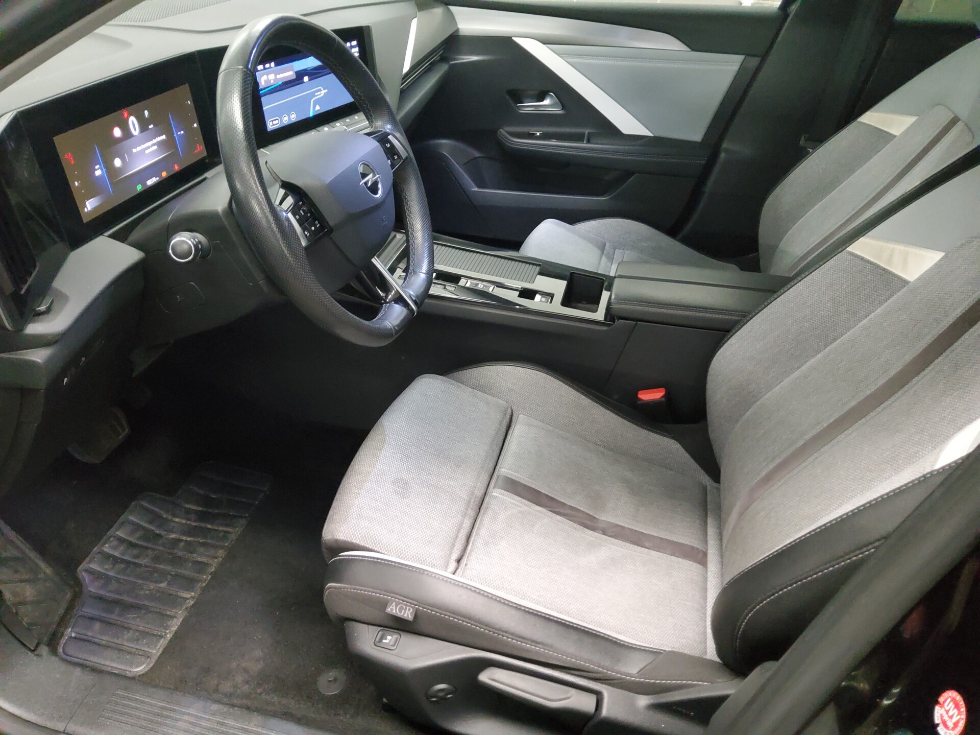 Opel Astra ST 1.5 D Business Elegance Navi LED AHK 9