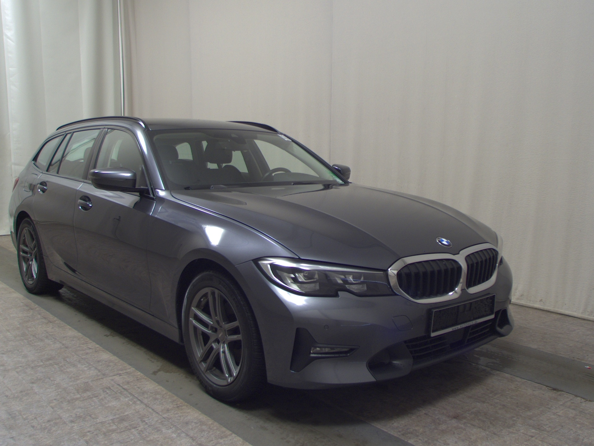 BMW 320dA Touring Sport-Line T-Leder Navi LED LC Pro 3