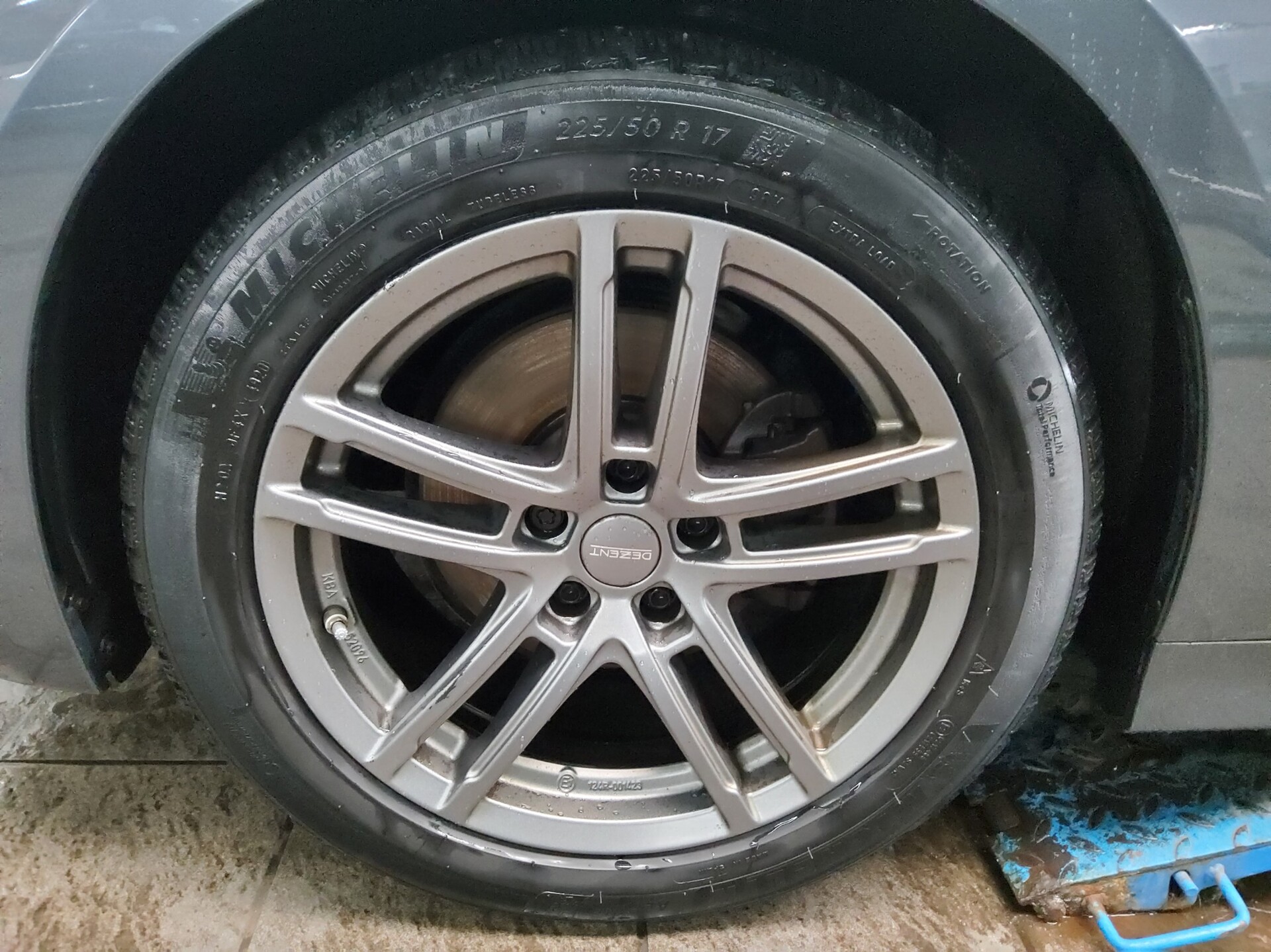 BMW 320dA Touring Sport-Line T-Leder Navi LED LC Pro 11