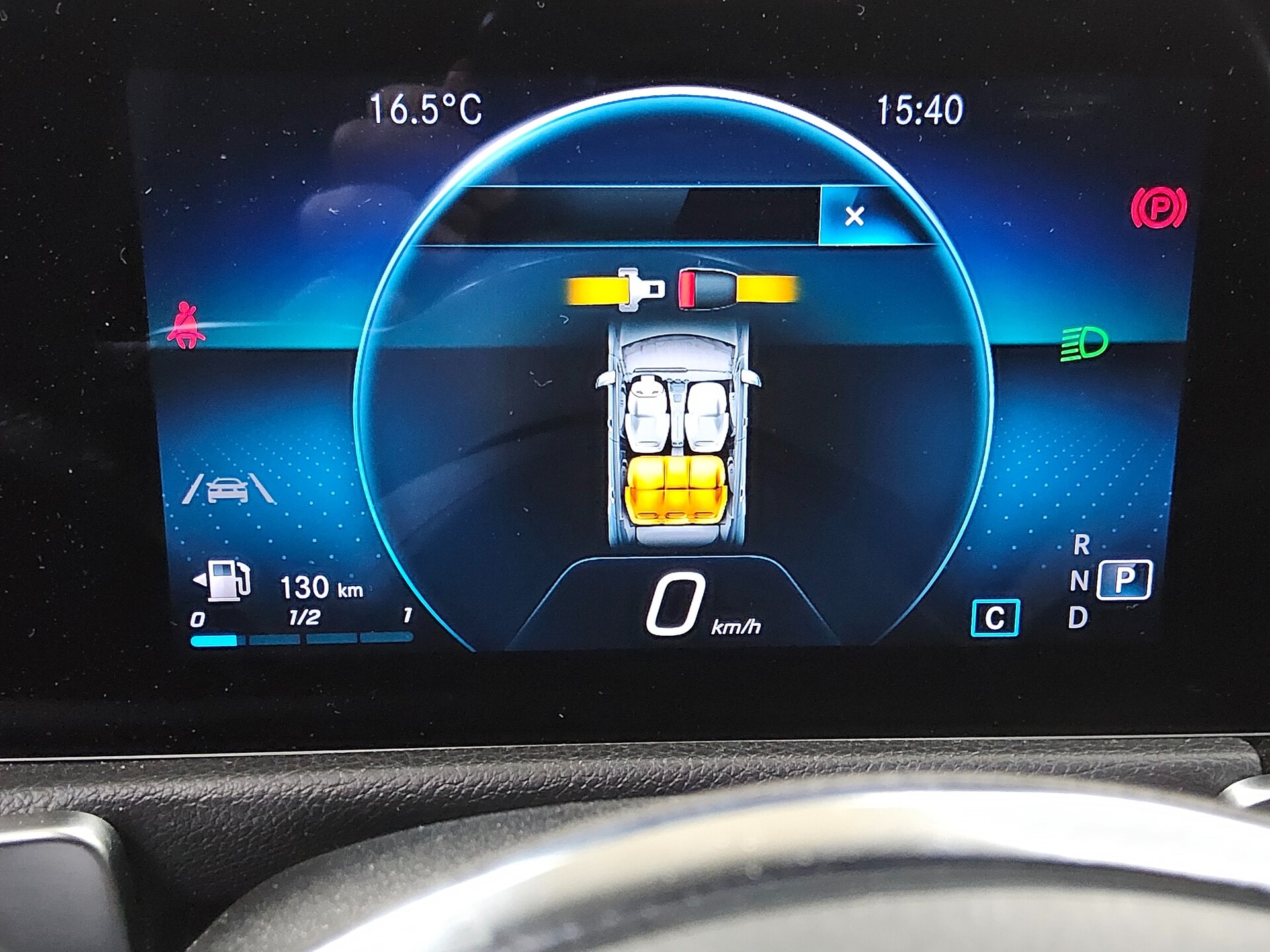 Mercedes-Benz GLB 200 d Progressive AHK Navi LED RFK Distr.+ 8