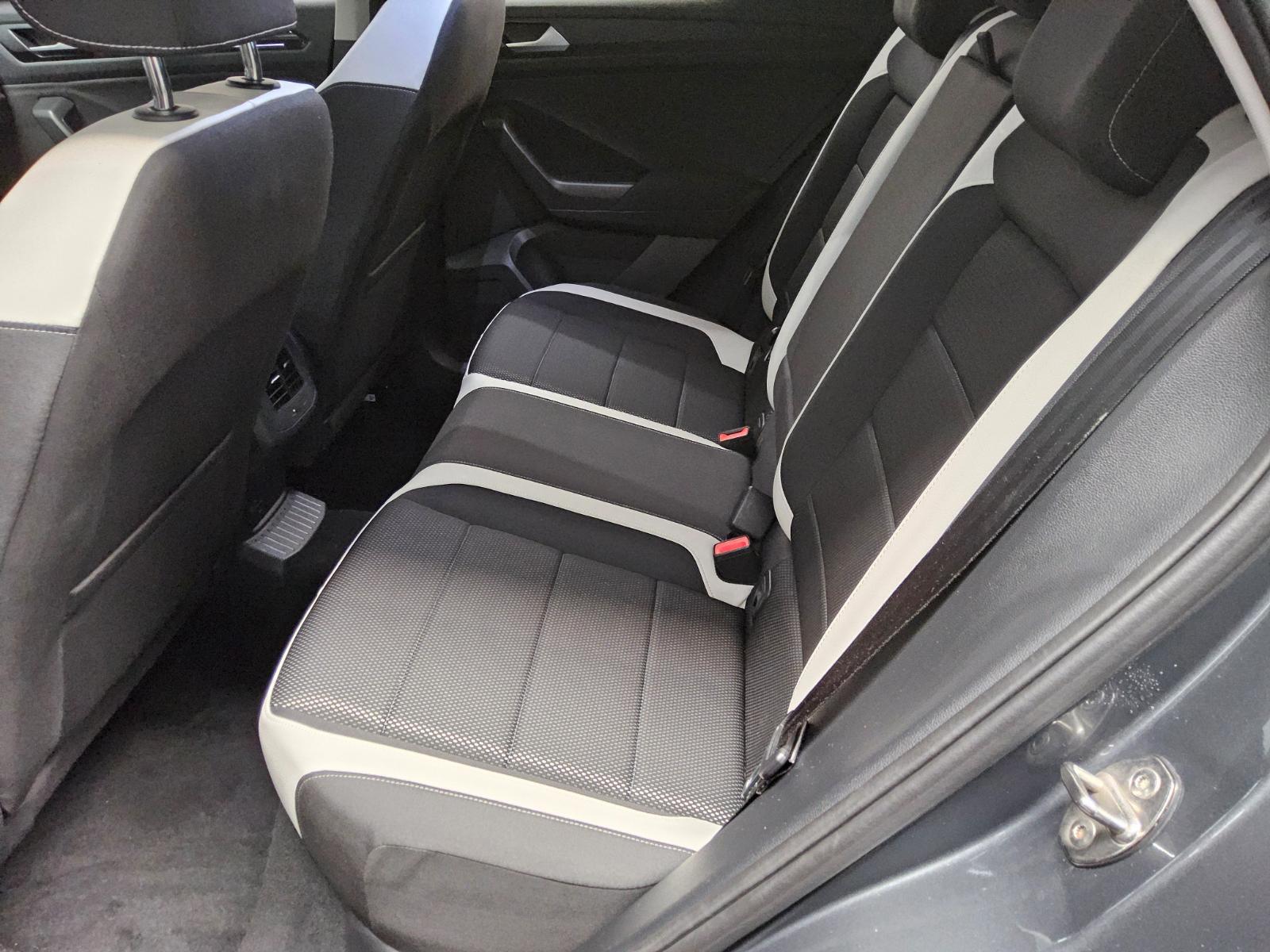 Volkswagen T-Roc 2.0 TDI Sport LED AID ACC RfK PDC Shz BT 13