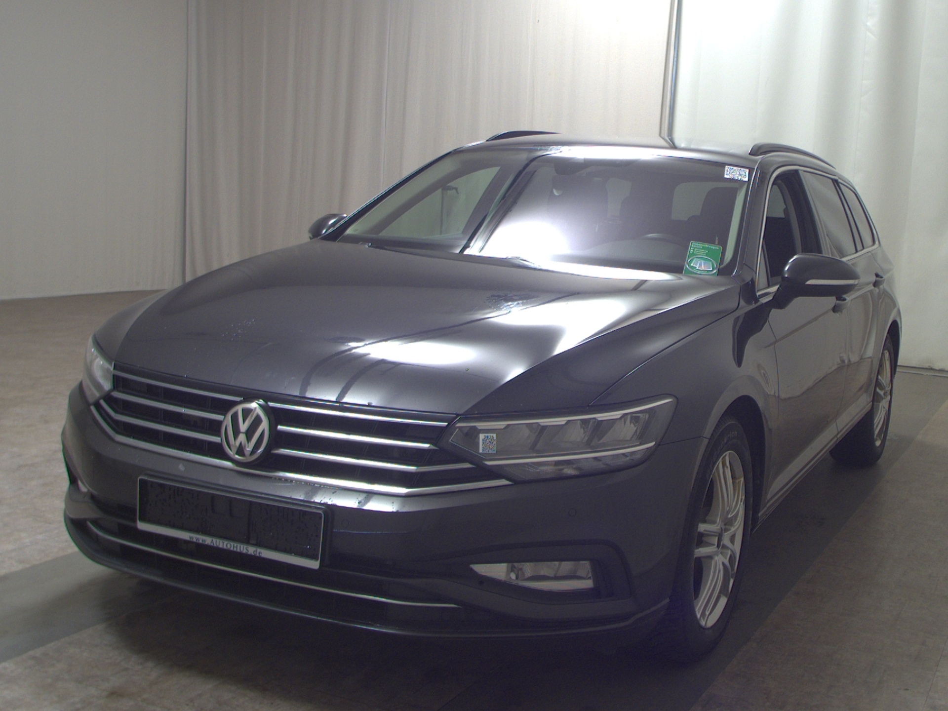 Volkswagen Passat Var. 2.0 TDI Business Navi LED RfK 2