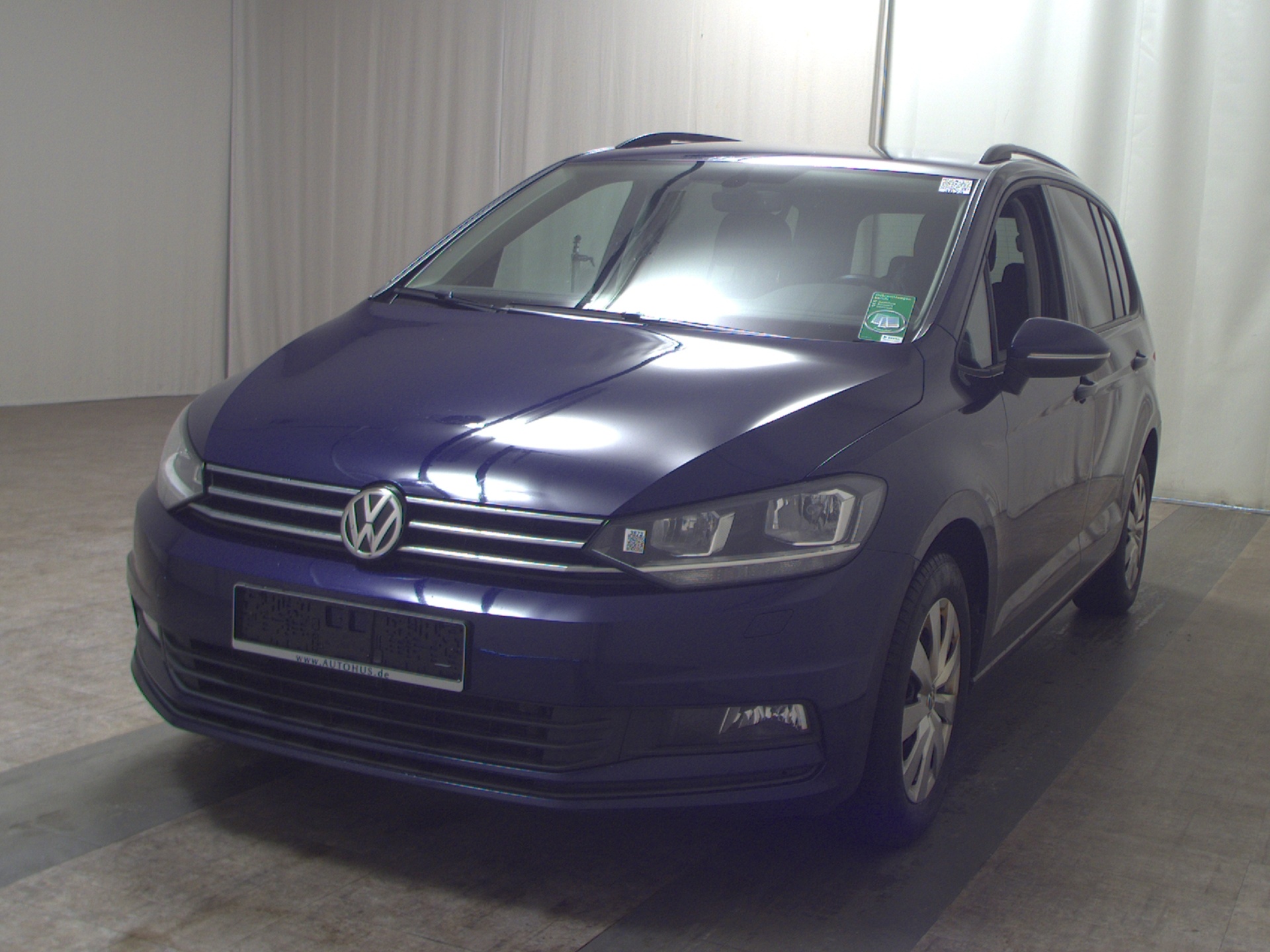 Volkswagen Touran 2.0 TDI Comf. 7-Sitze ACC Shz Klima BT 2