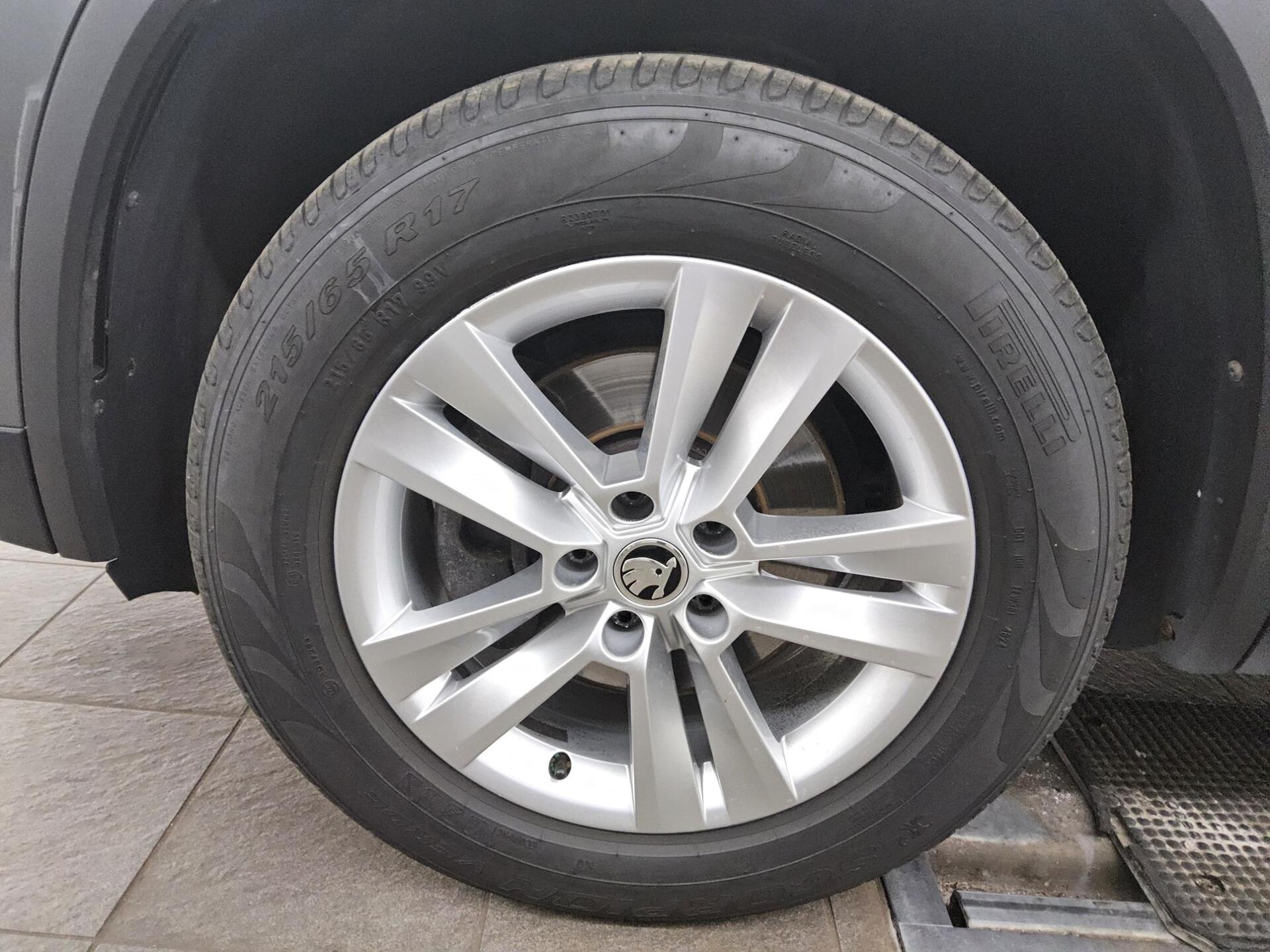 Skoda Kodiaq 2.0 TDI Ambition Navi LED+ vc ACC AHK DAB 11