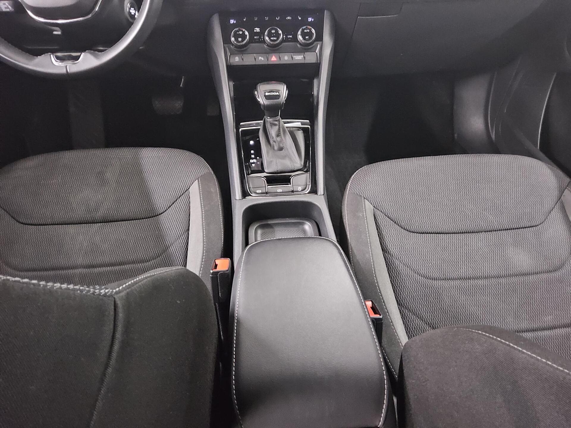 Skoda Kodiaq 2.0 TDI Ambition Navi LED+ vc ACC AHK DAB 6