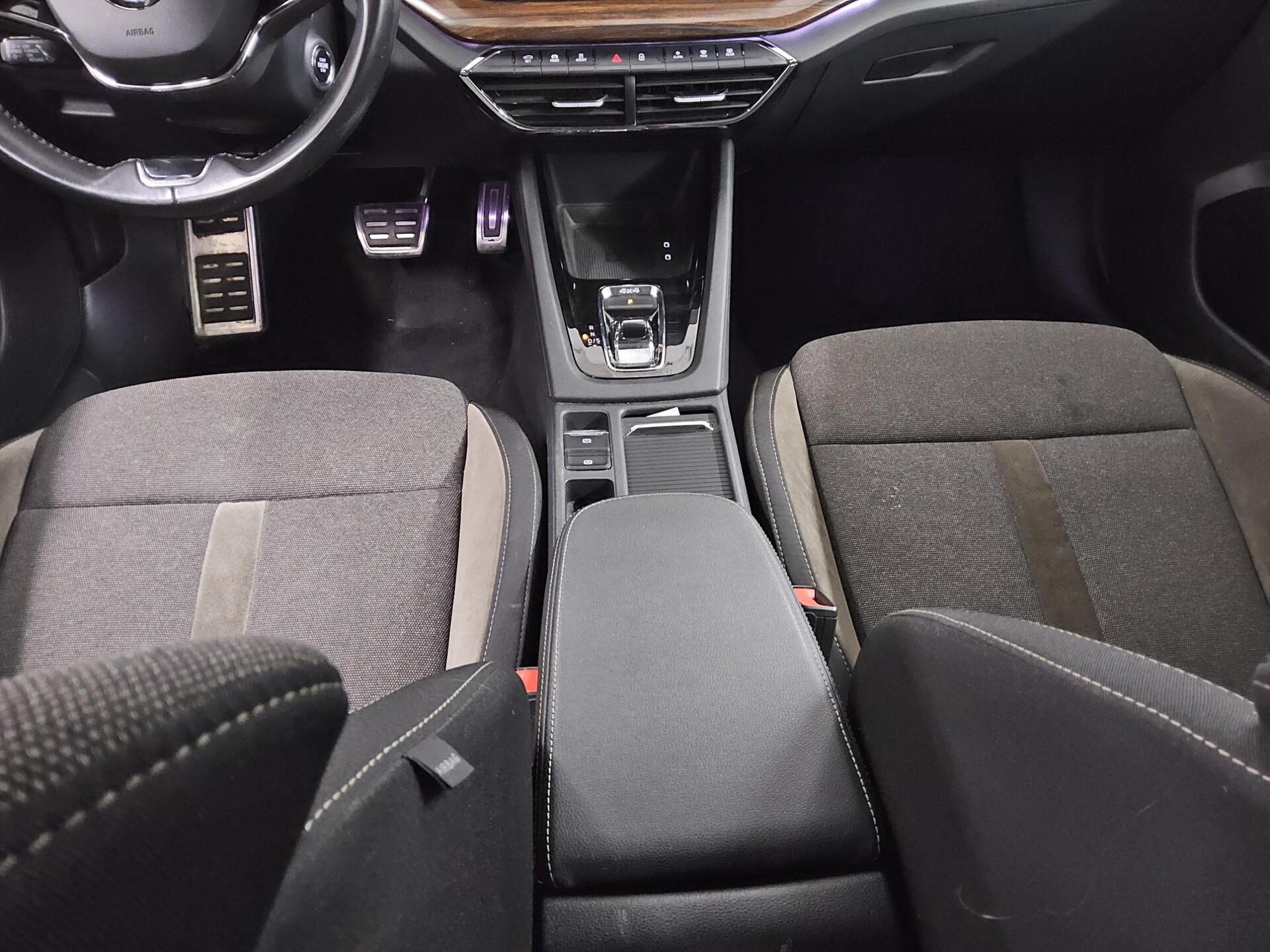 Skoda Octavia Kombi 2.0 TDI 4x4 Scout Navi LED vc HuD 6