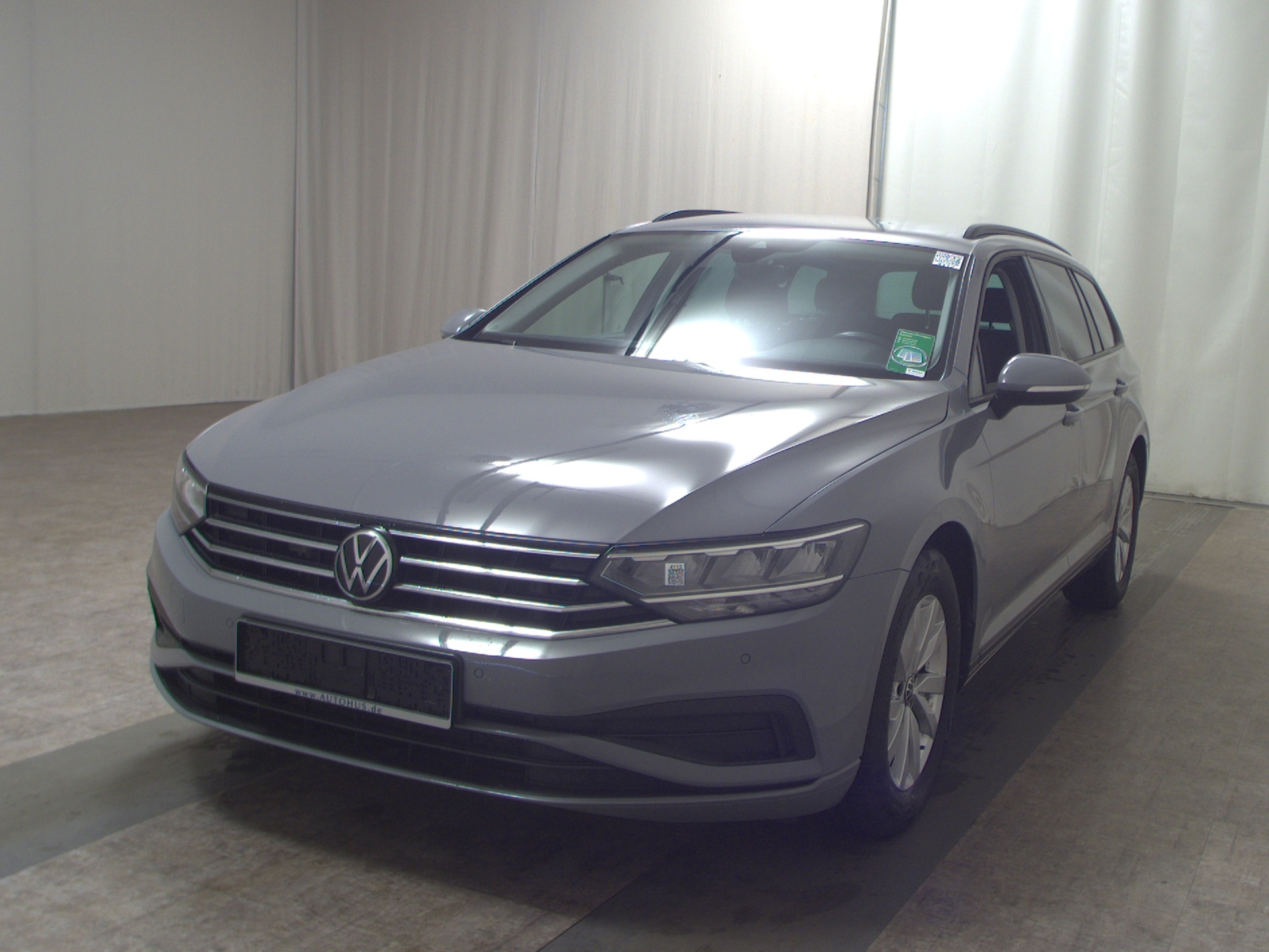 Volkswagen Passat Var. 2.0 TDI Navi LED RfK AHK PDC Shz BT 2