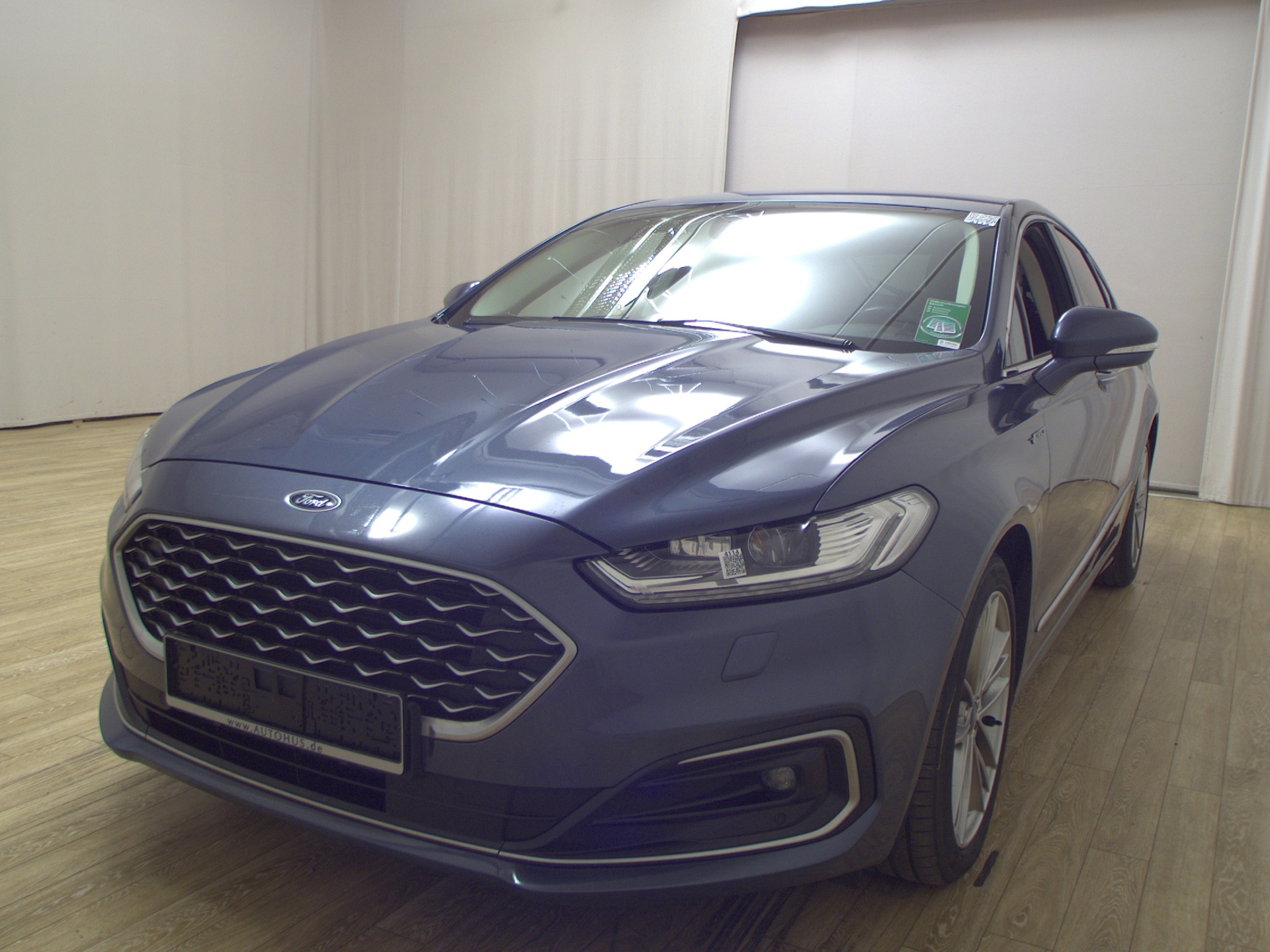 Ford Mondeo 2.0 EB Vignale Navi Sound Leder StHzg RfK 2