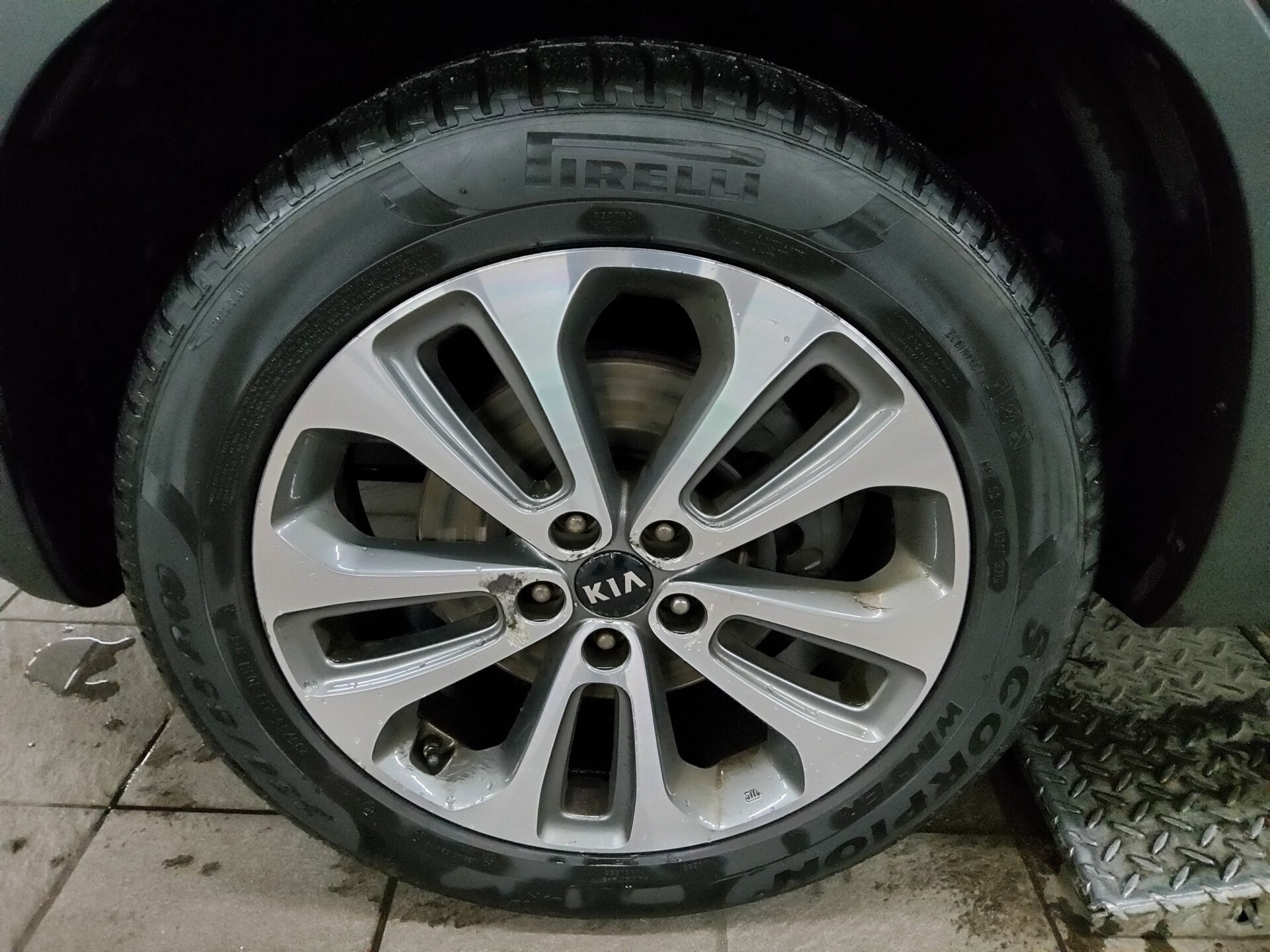 Kia Sorento Leder Navi Pano PDC Shz Tempomat 10