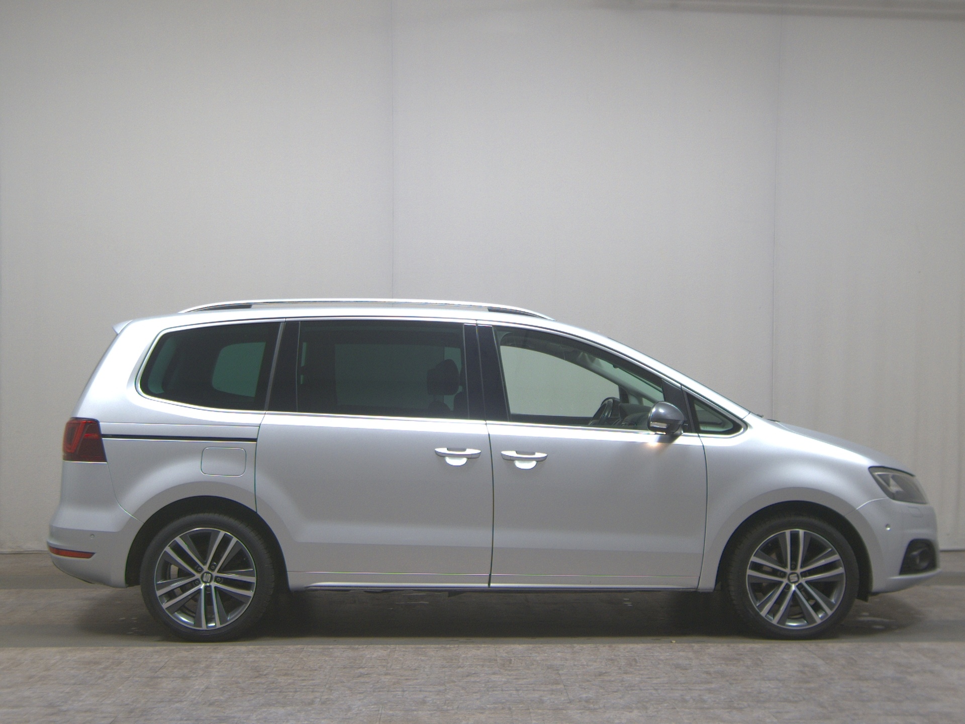 Seat Alhambra 2.0 TDI FR-Line 7-Sitzer Navi Xenon AHK