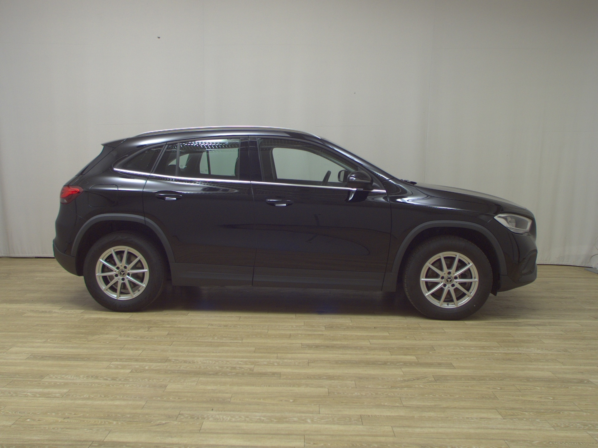 Mercedes-Benz GLA 250 e Navi RfK PDC Shz Tempomat