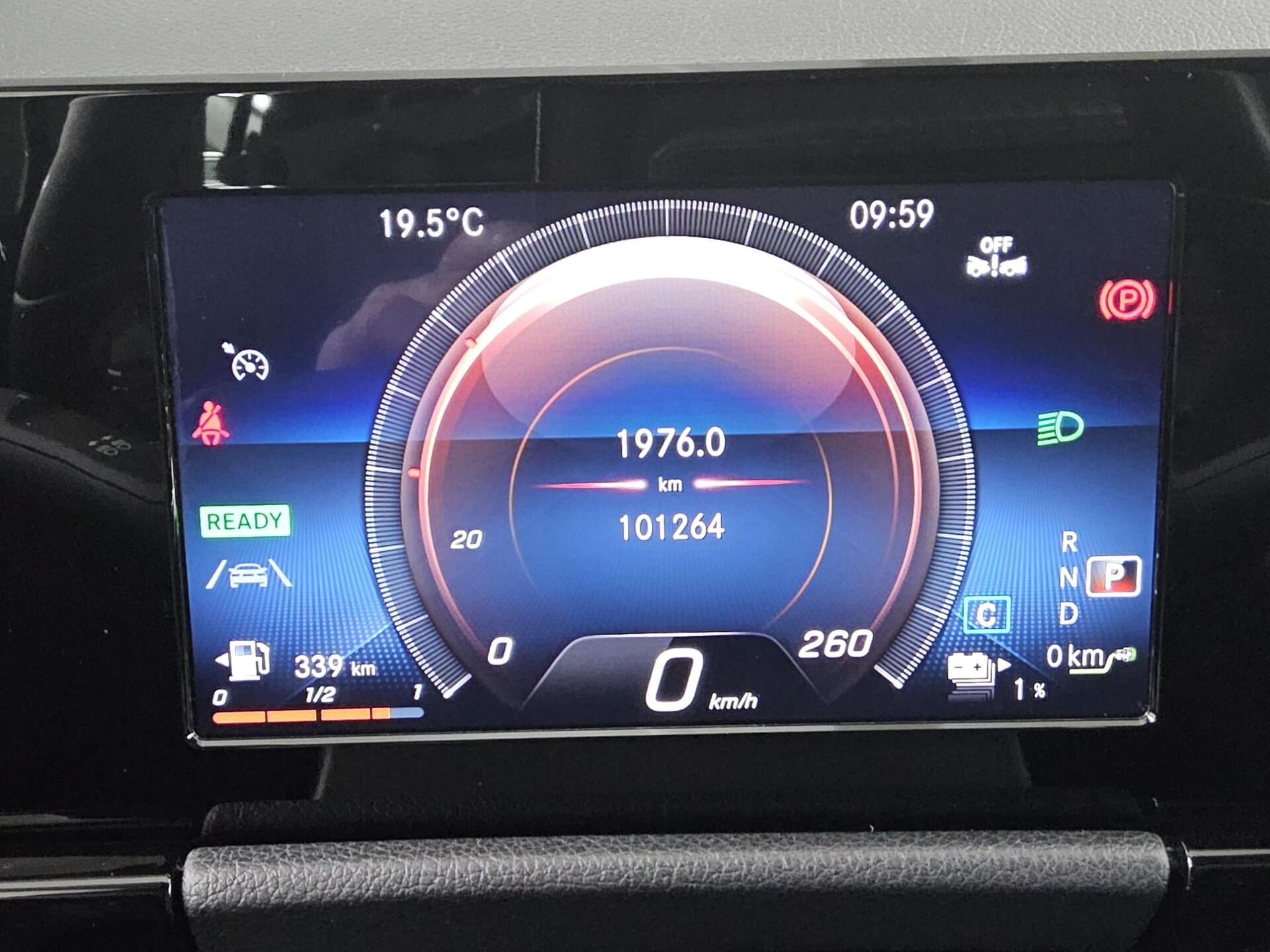 Mercedes-Benz GLA 250 e Navi RfK PDC Shz Tempomat 8