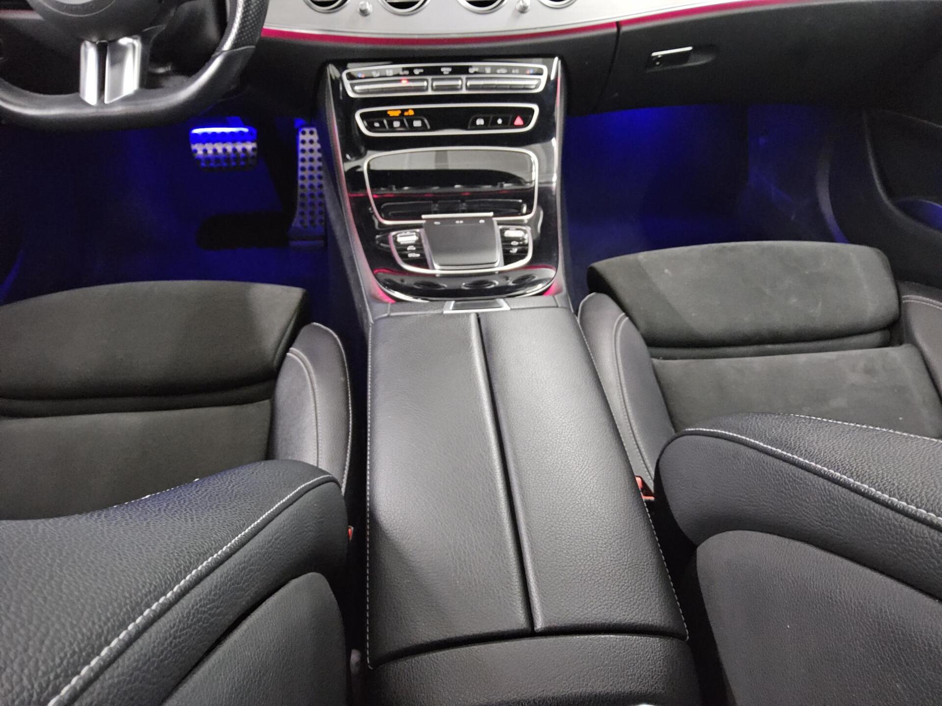 Mercedes-Benz E 300 T de AMG-Line Navi LED Pano MBUX-AR RfK 6