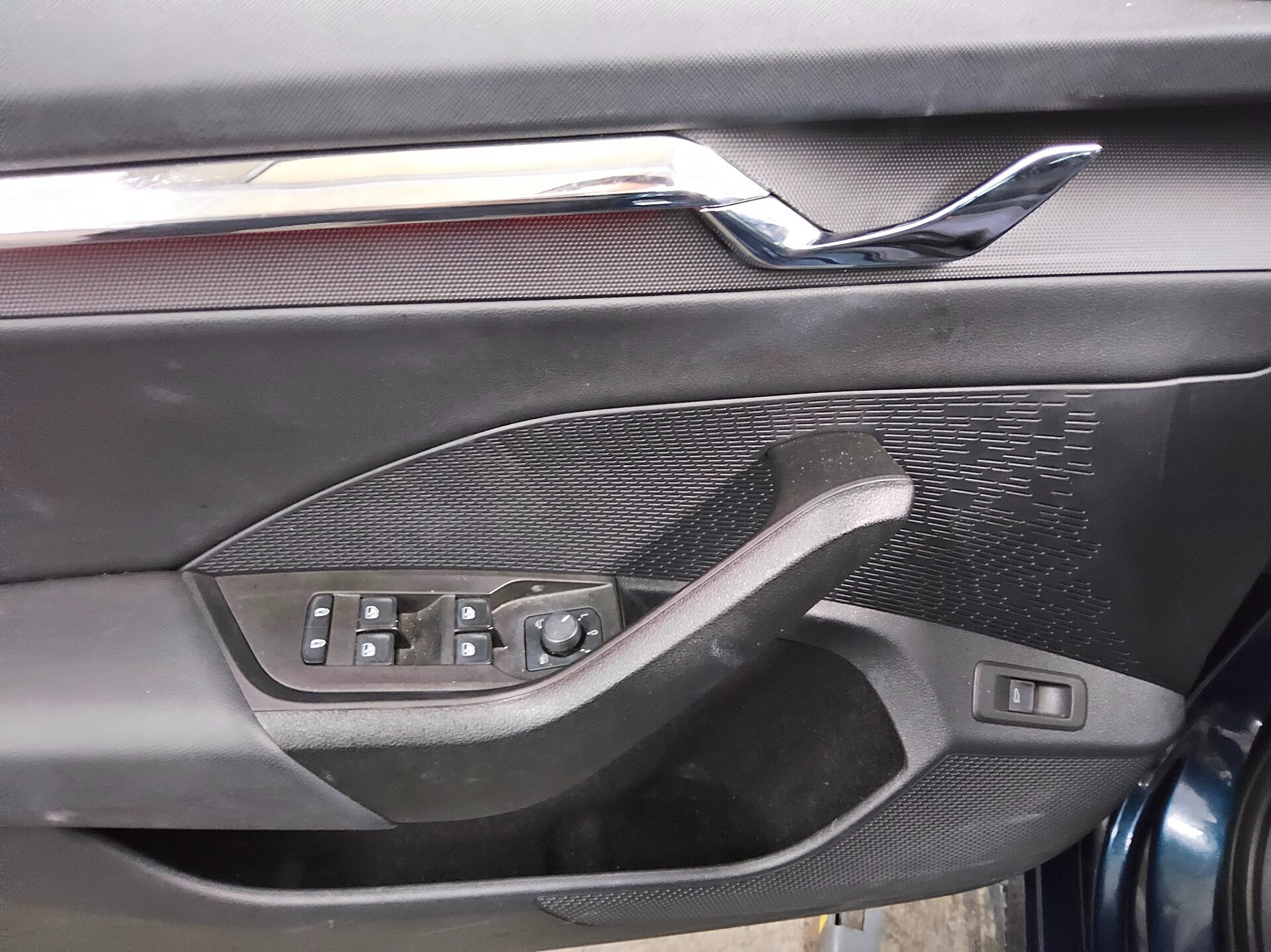 Skoda Octavia Kombi 1.5 TSI Style Navi LED vc HuD RfK 10