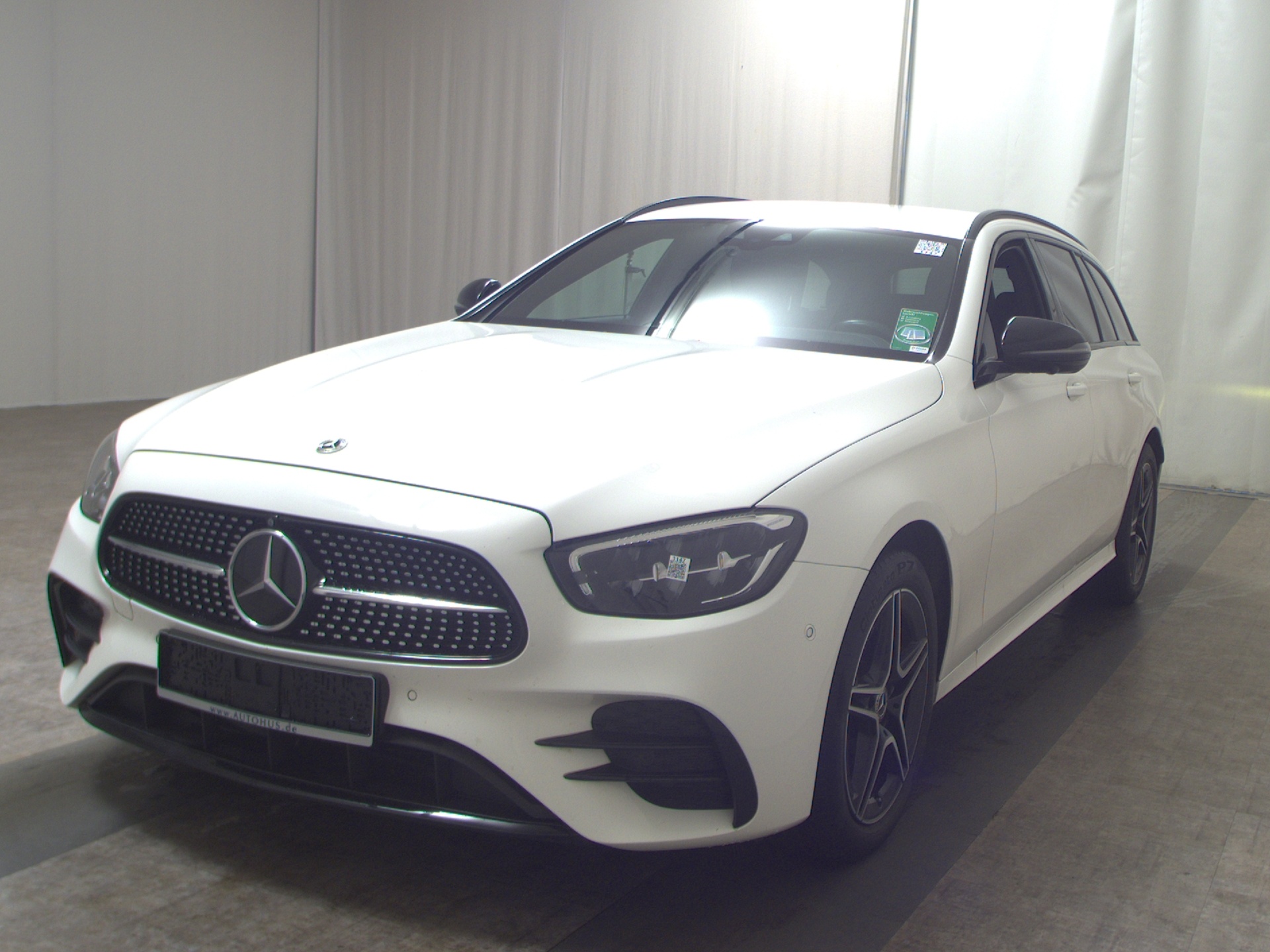 Mercedes-Benz E 300 T de AMG-Line Night Navi LED Burmester HuD 2