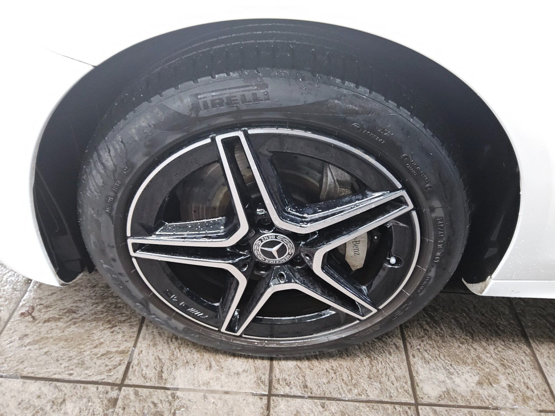 Mercedes-Benz E 300 T de AMG-Line Night Navi LED Burmester HuD 11