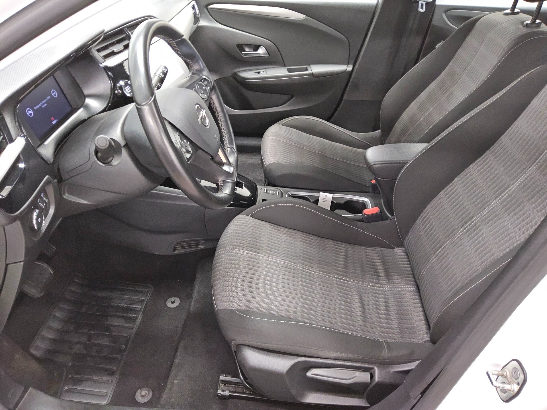 Opel Corsa-e Edition Navi PDC Shz DAB 9