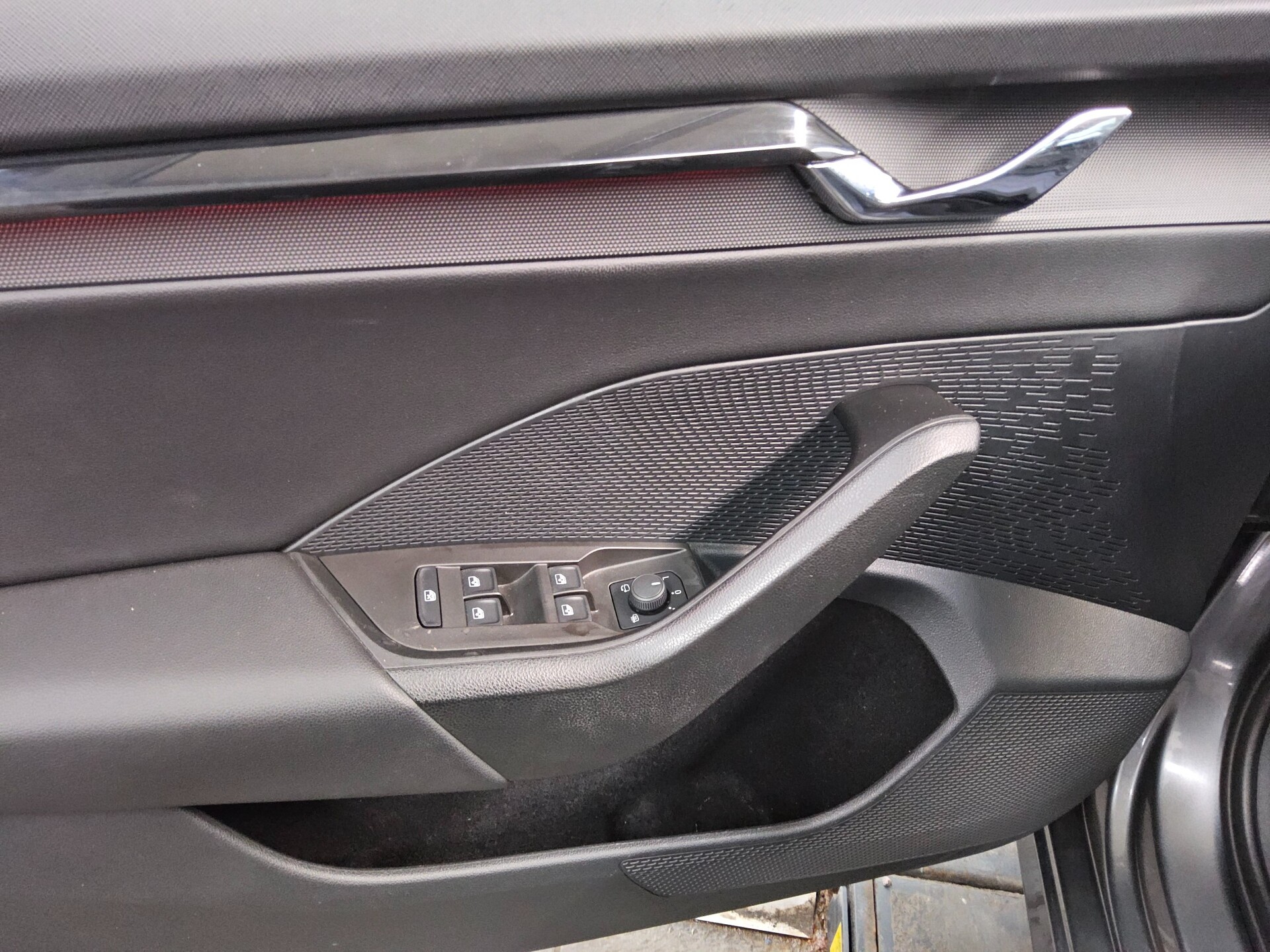 Skoda Octavia Kombi 2.0 TDI Ambition Navi vc LED ACC 10