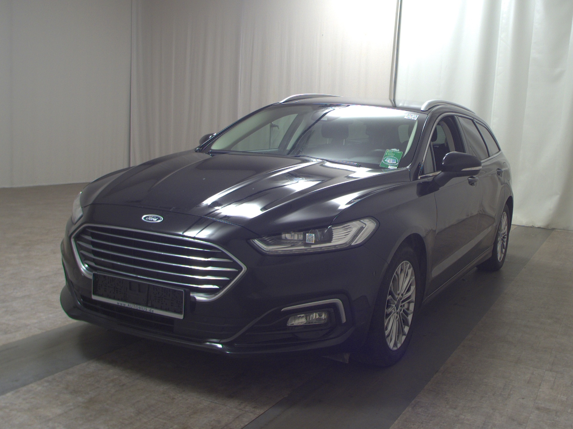 Ford Mondeo Turnier 2.0 EB Titanium Navi LED ACC 2