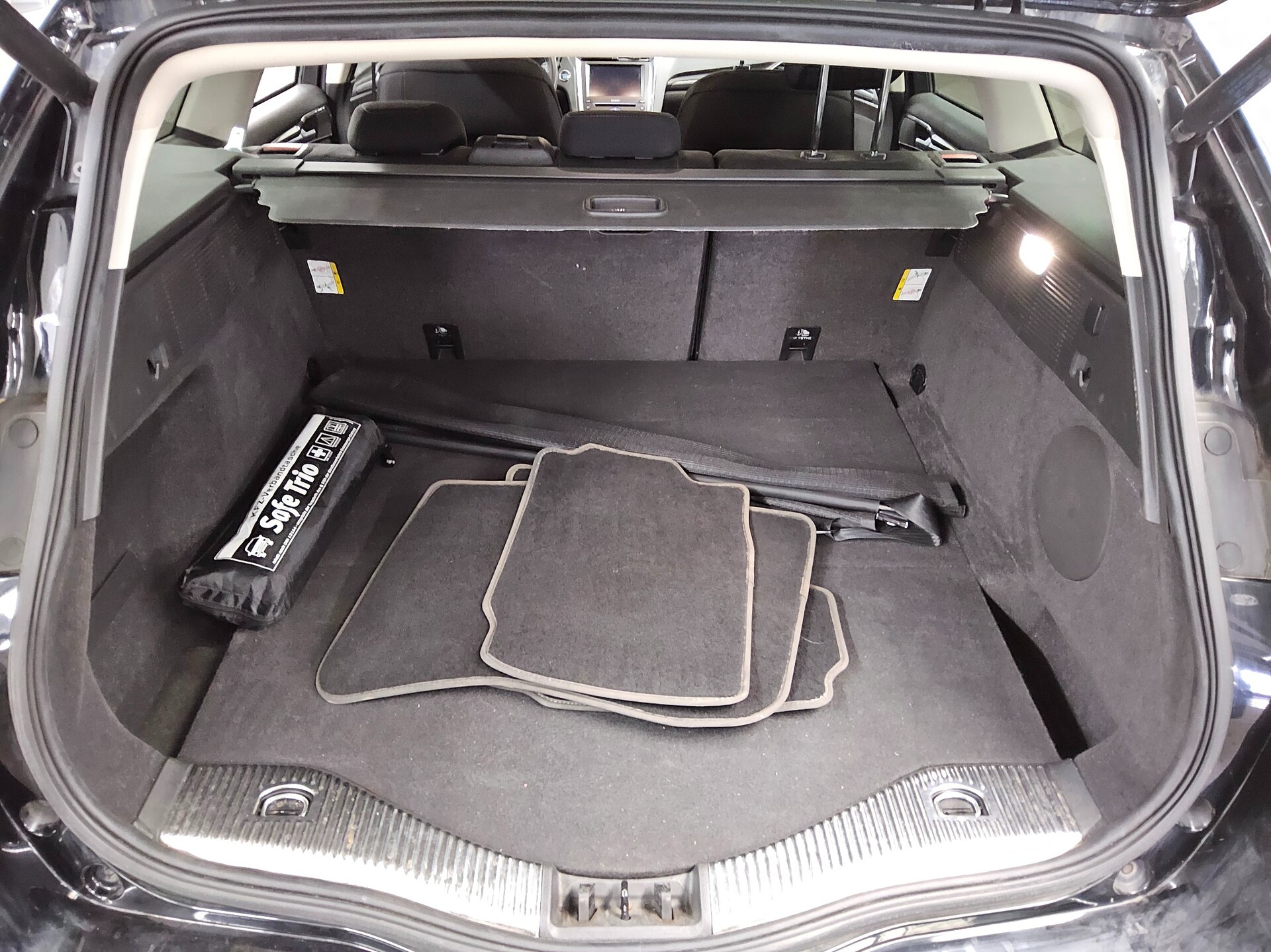 Ford Mondeo Turnier 2.0 EB Titanium Navi LED ACC 11