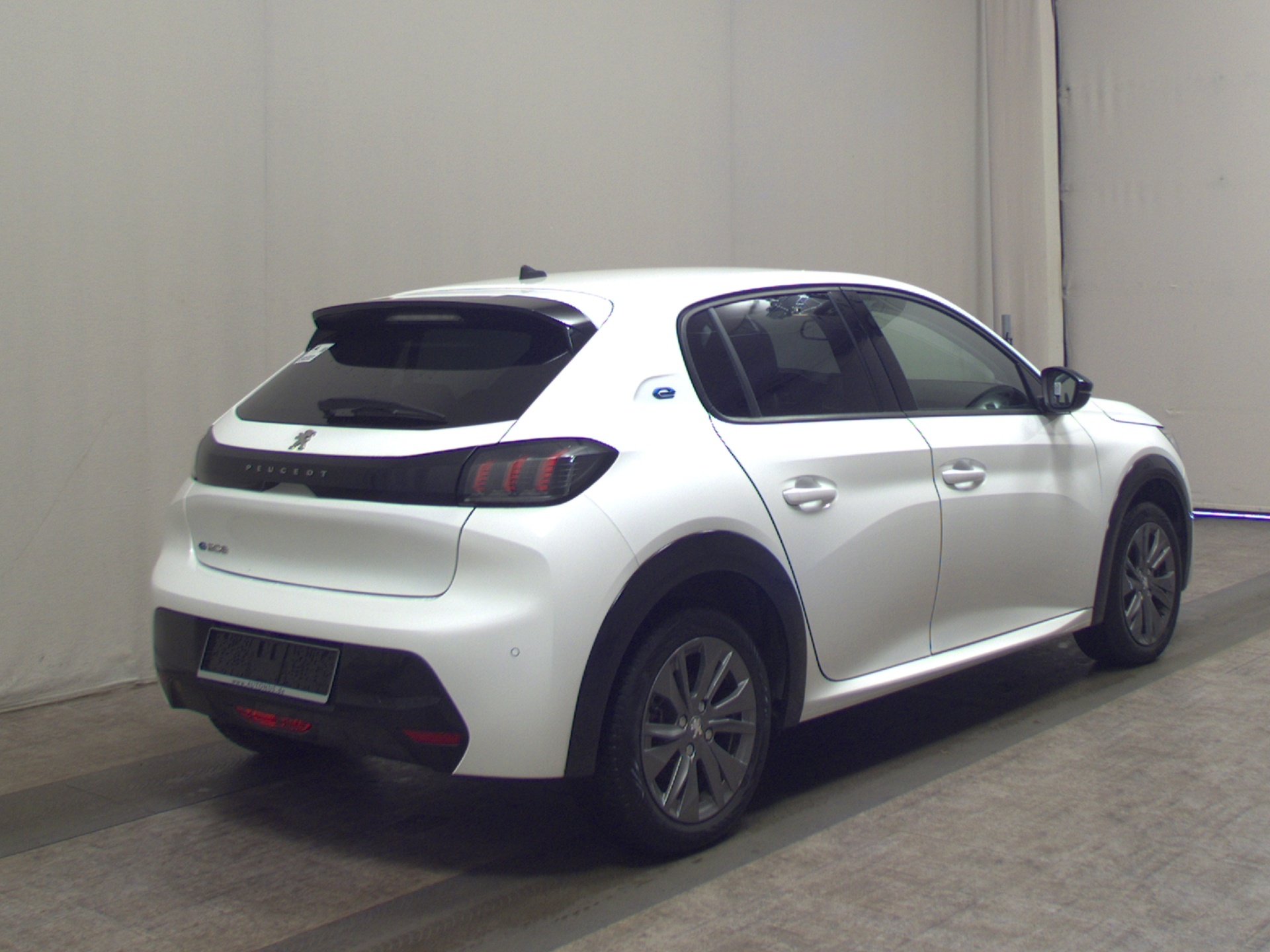 Peugeot 208 e Allure LED Shz PDC T-Leder 4